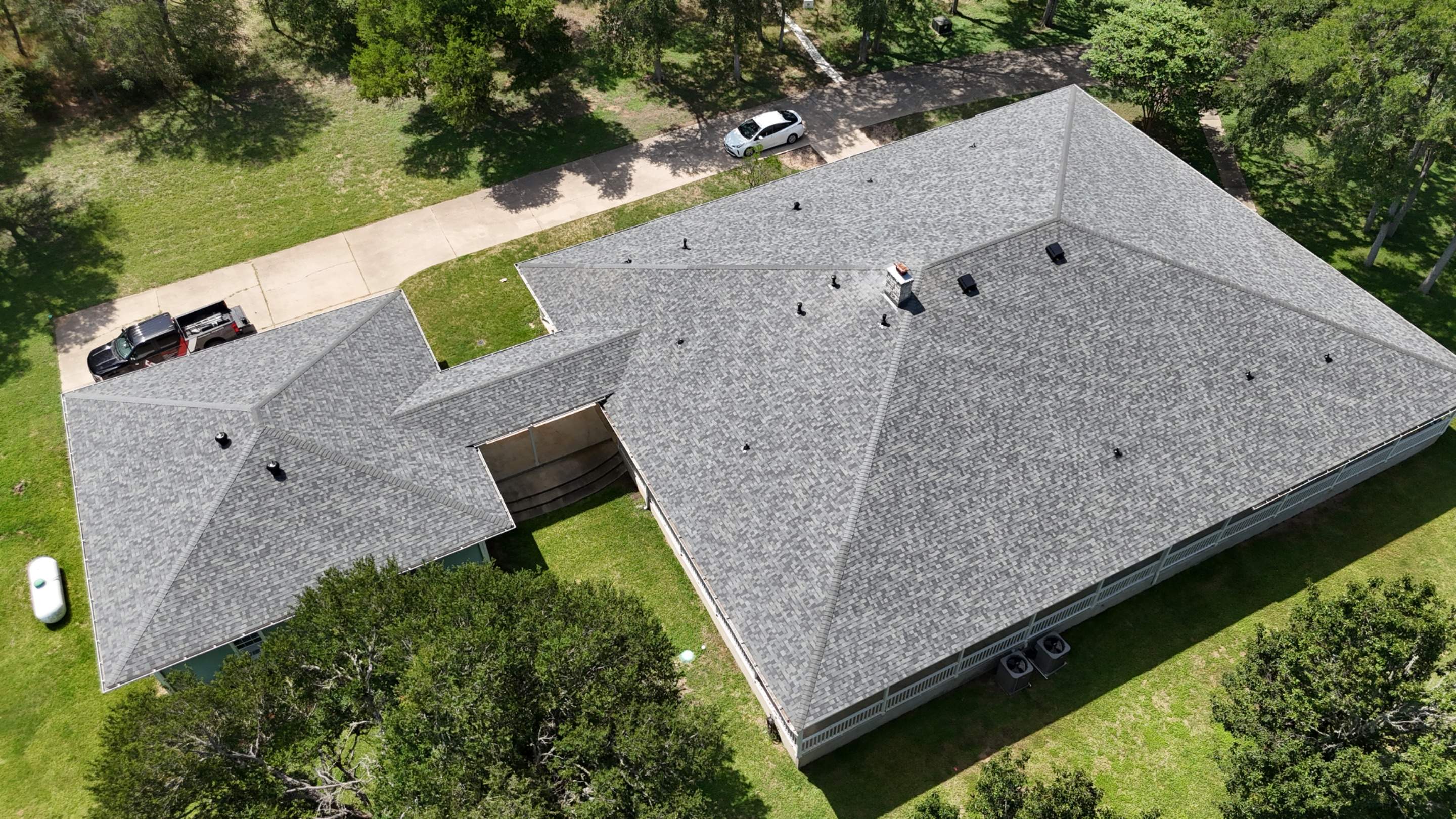 Estate Gray - Owens Corning TruDefinition Duration by RoofsOnly.com