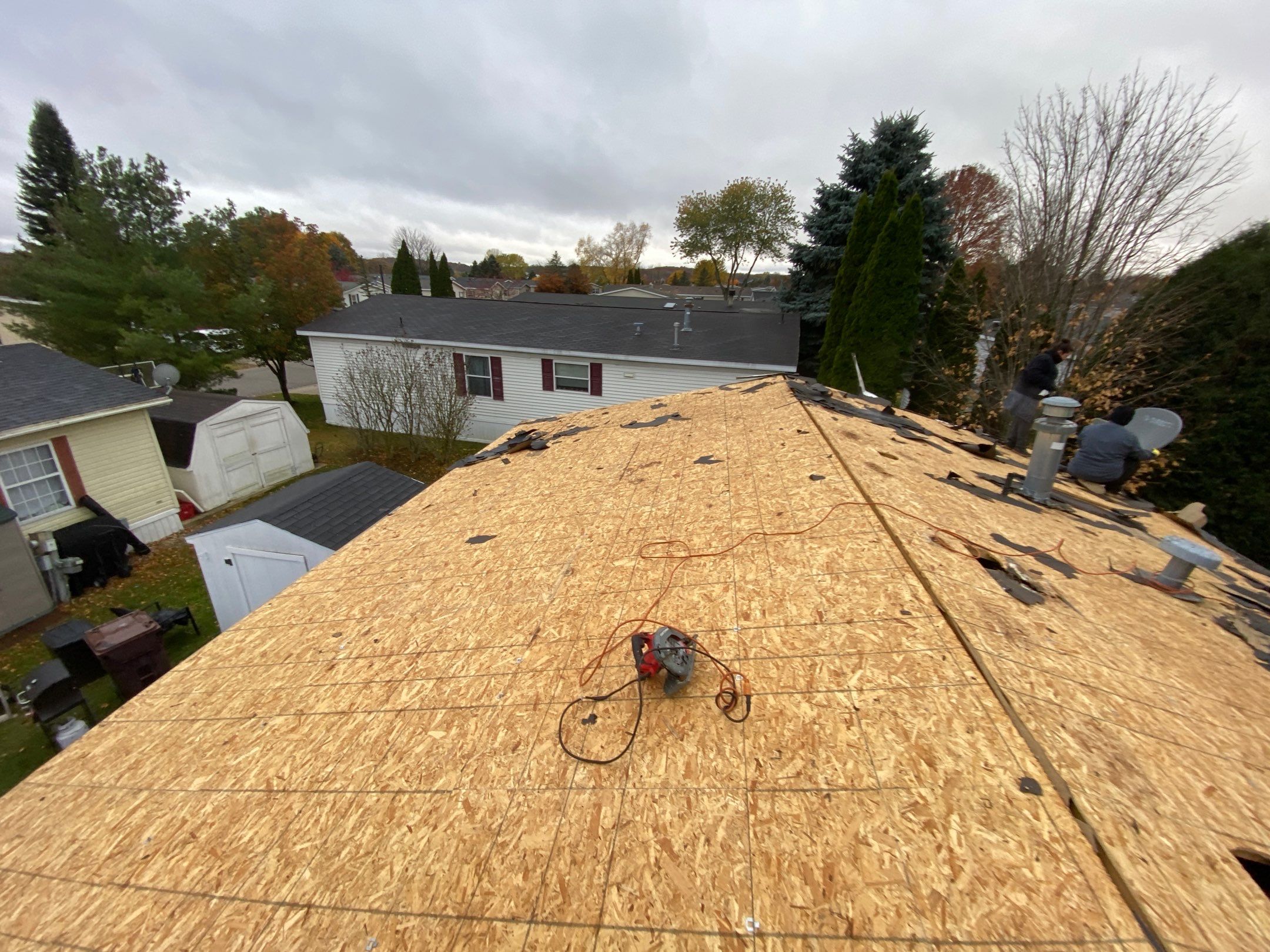 Roof Replacement using CertainTeed Landmark by 180 Contractors