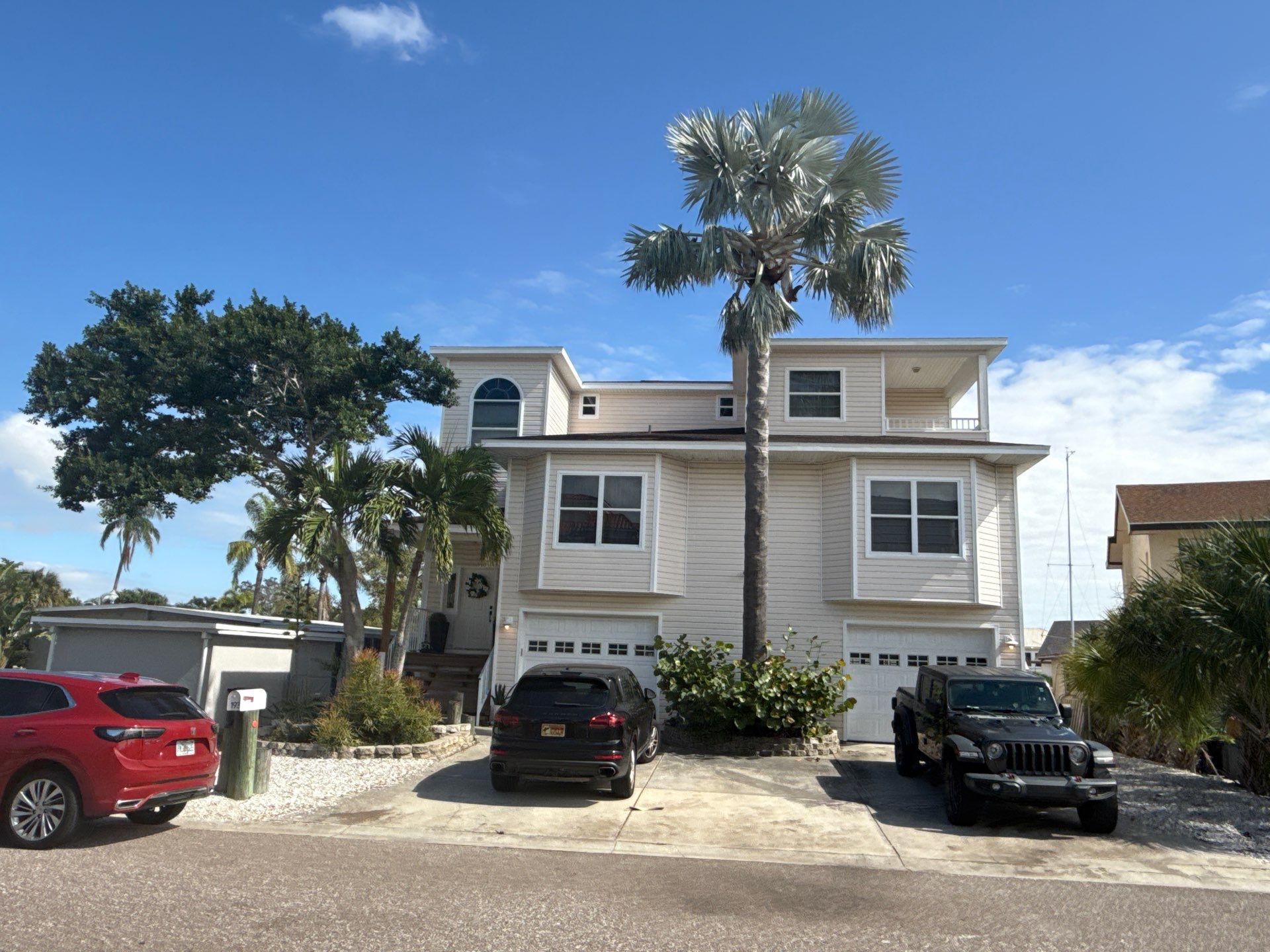 Redington Shores by Bayshore Exteriors