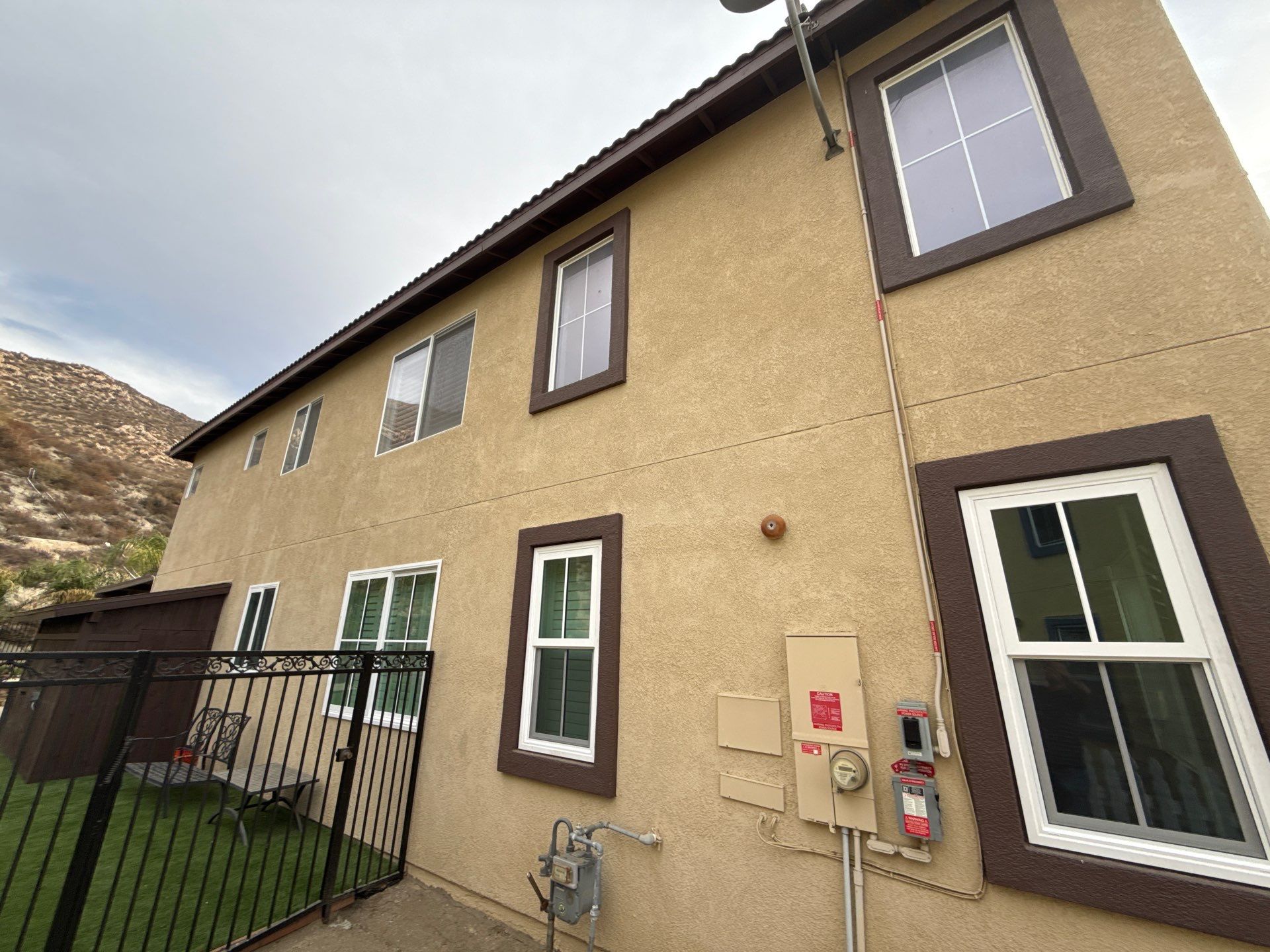 Window Installation using Milgard by American Window Company