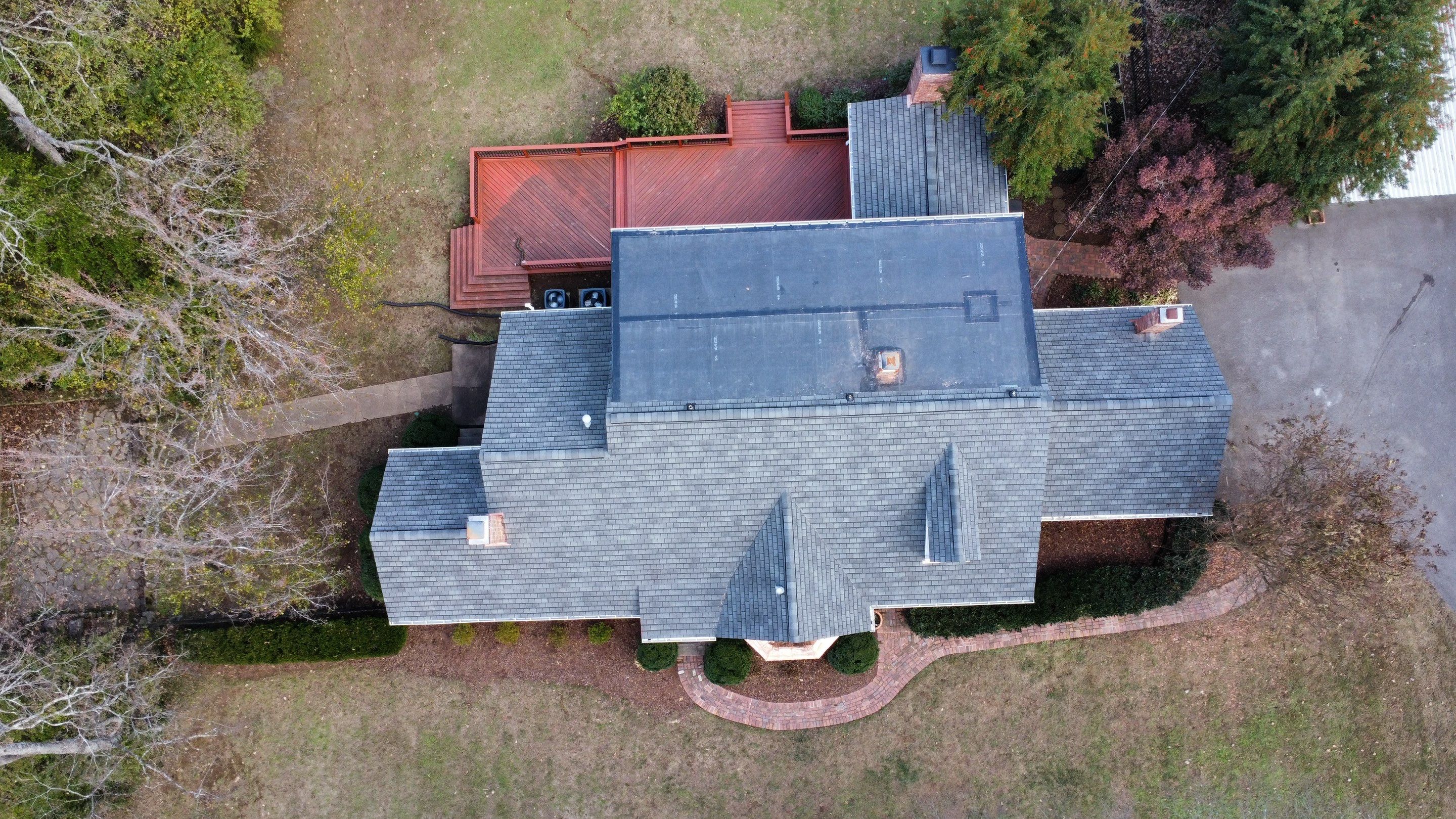 GAF Slateline Shingles with Copper Standing Seam and Flashings by Undersun Roofing 