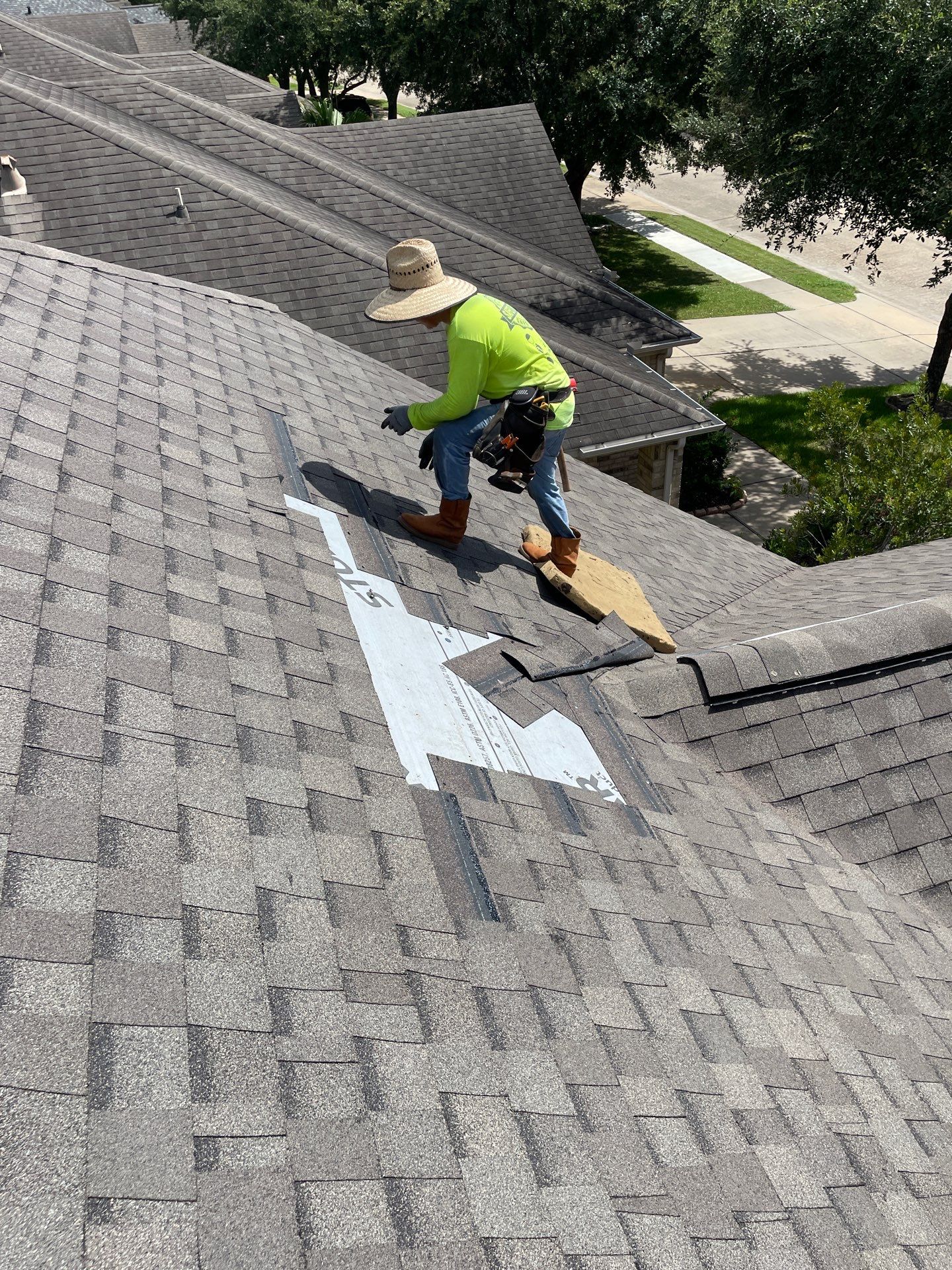 Hail Damage using Owen's Corning Duration (Lifetime) Shingles by Roof Repair Company