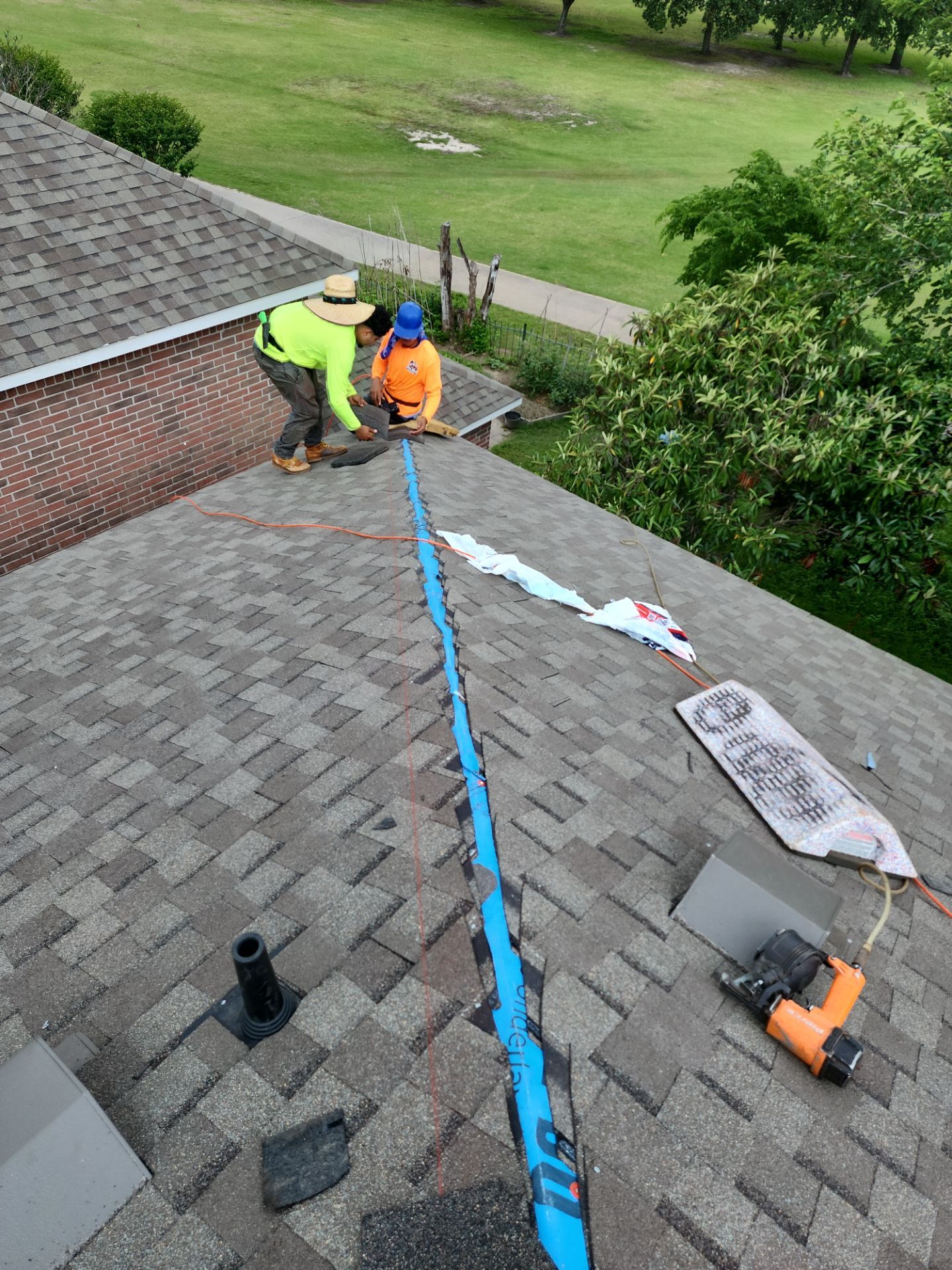 Residential Roofing Installation using Owen's Corning Duration (Lifetime) Shingles by Roof Repair Company