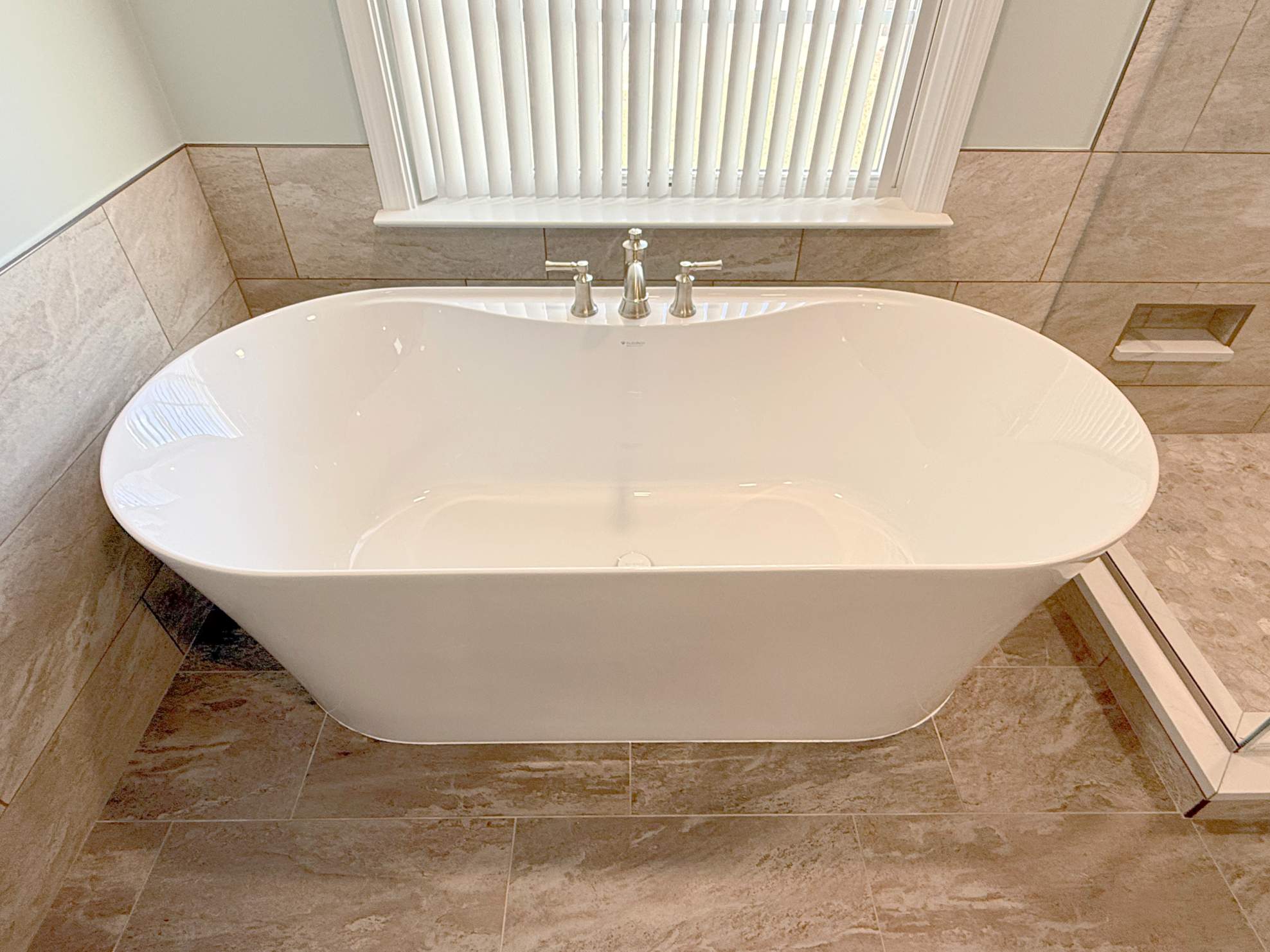 Wright Master Bathroom by Integrity Tile and Home LLC