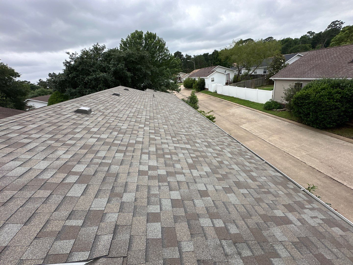 Residential Roofing Installation using Owen's Corning Duration (Lifetime) Shingles by Roof Repair Company