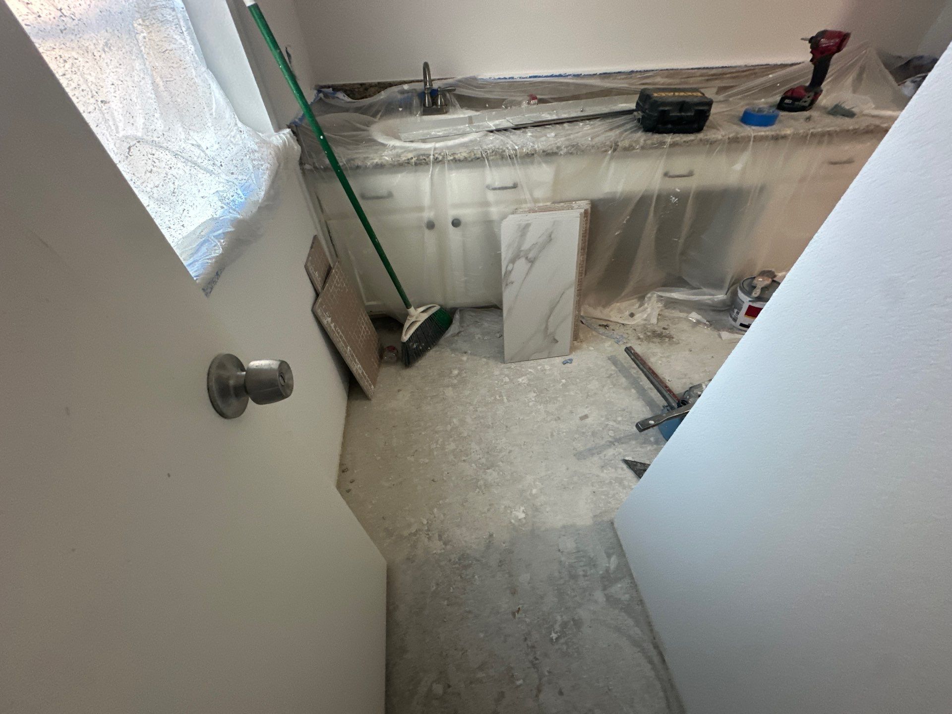 Bathroom and Facelift in The Woodlands by SophAlx LLC