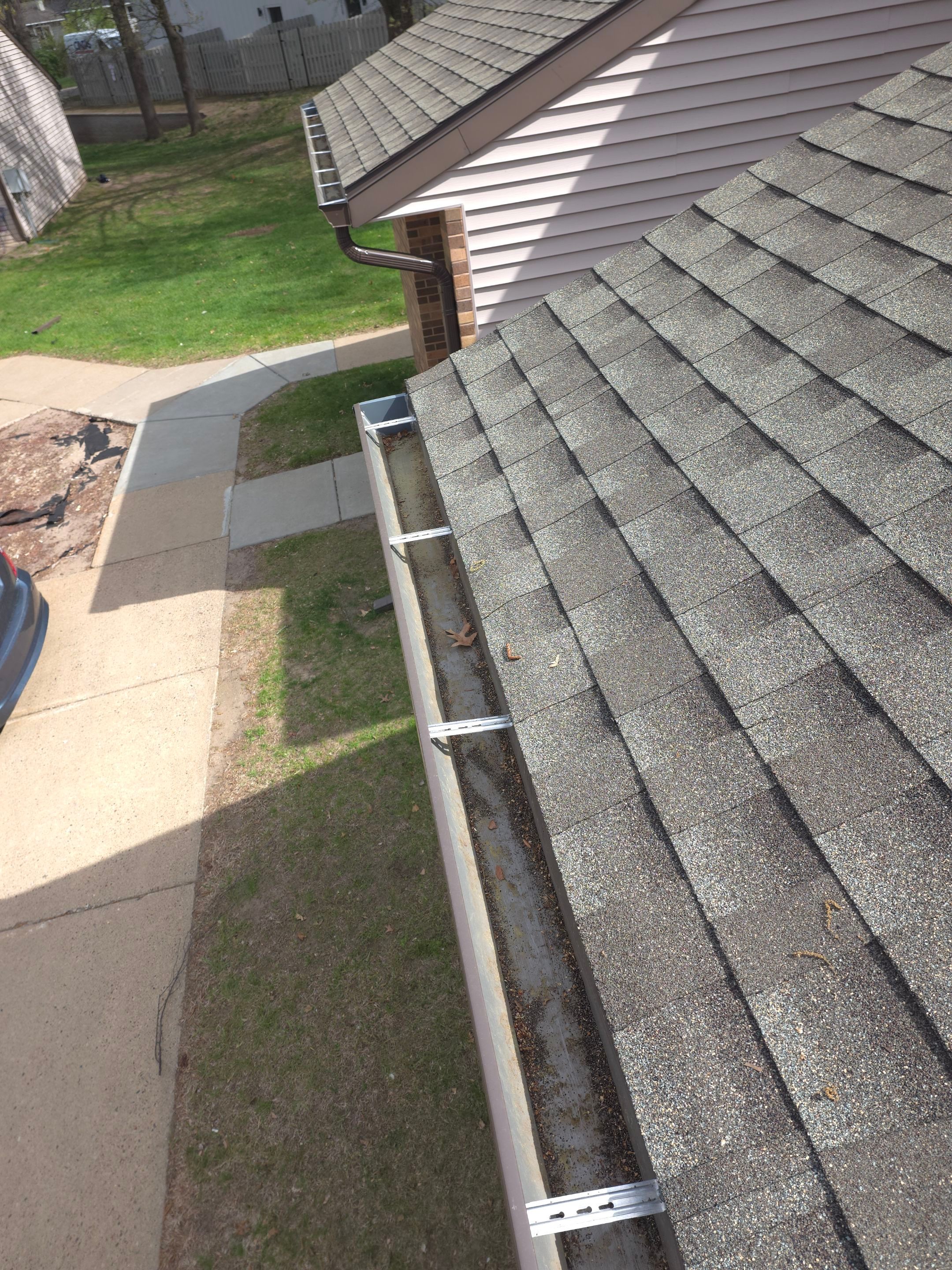 Commercial gutter cleaning Eau Claire after photo with clean gutters