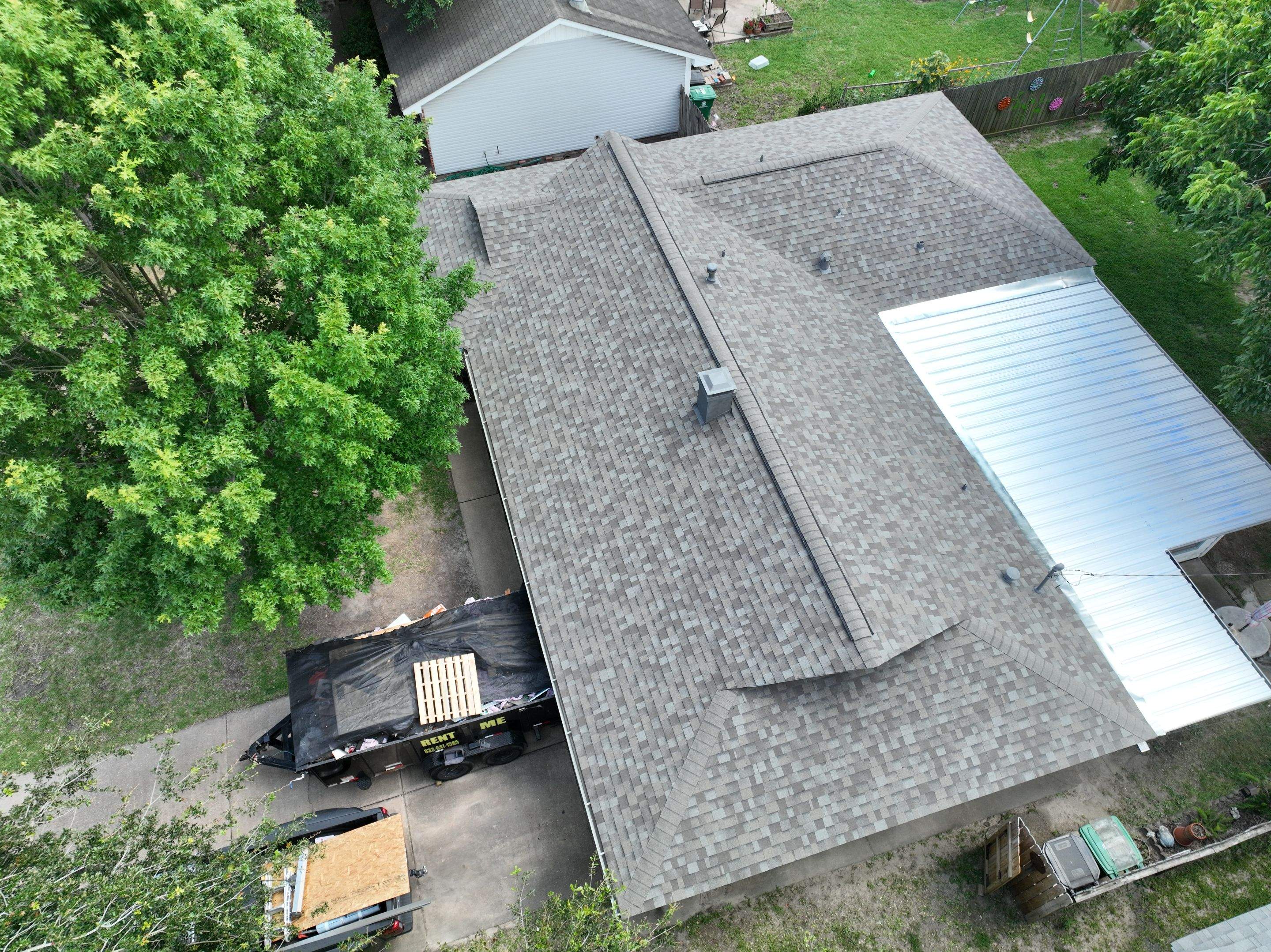 Residential Roofing Installation using Owen's Corning Duration by Roof Concepts Construction