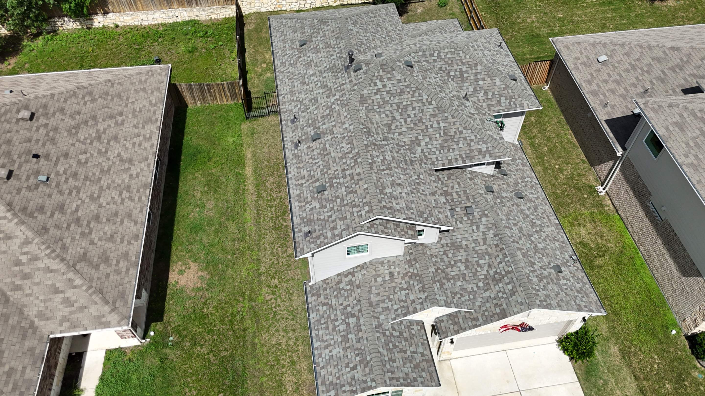 Driftwood - Owens Corning TruDefinition Duration by RoofsOnly.com