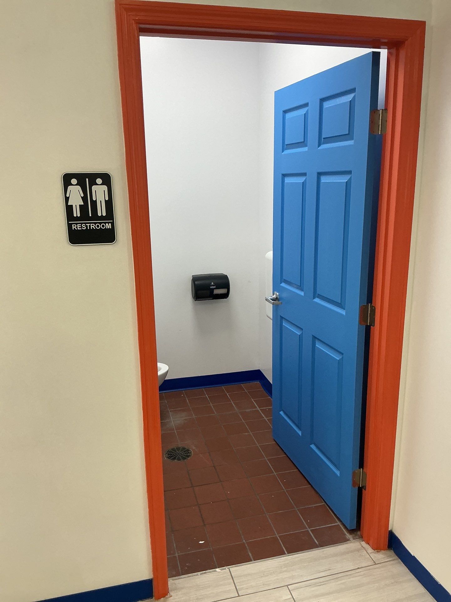 AQUAfin Door Install by Axtra Hand
