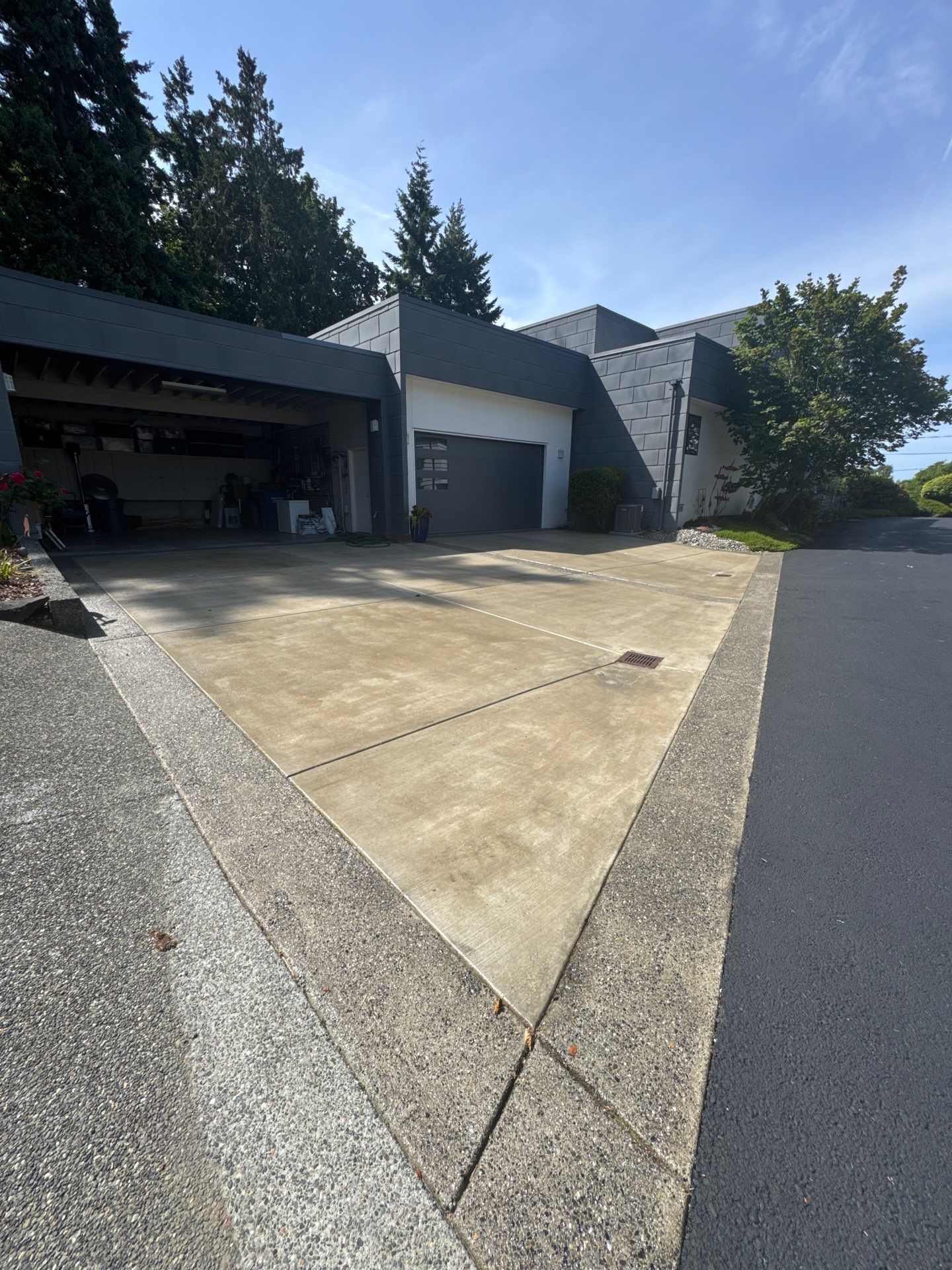 Sealcoated Concrete & Asphalt Driveway | Everett  by Jireh Asphalt & Concrete Inc 