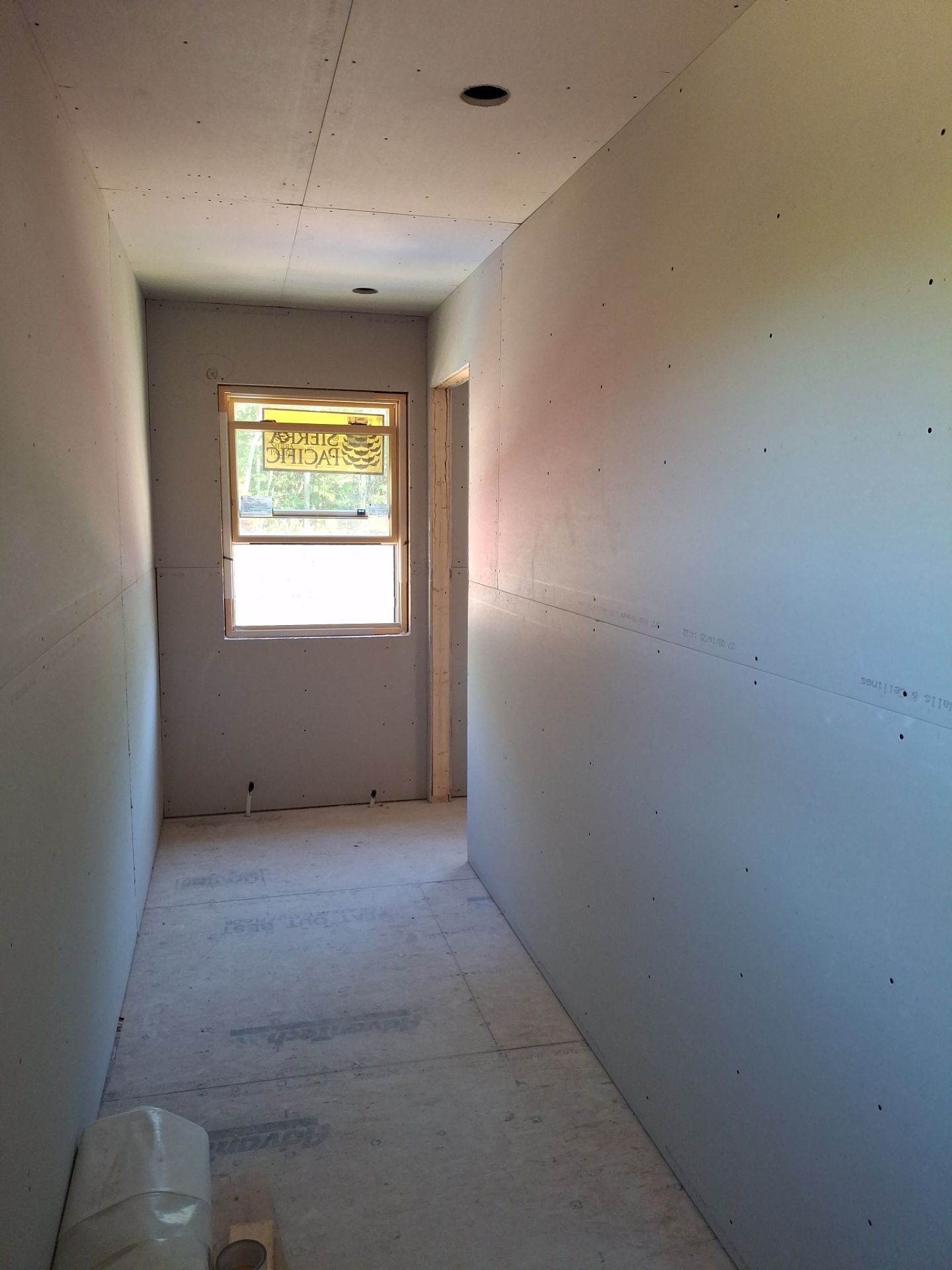 New construction Drywall  by Big Pine Panting Inc