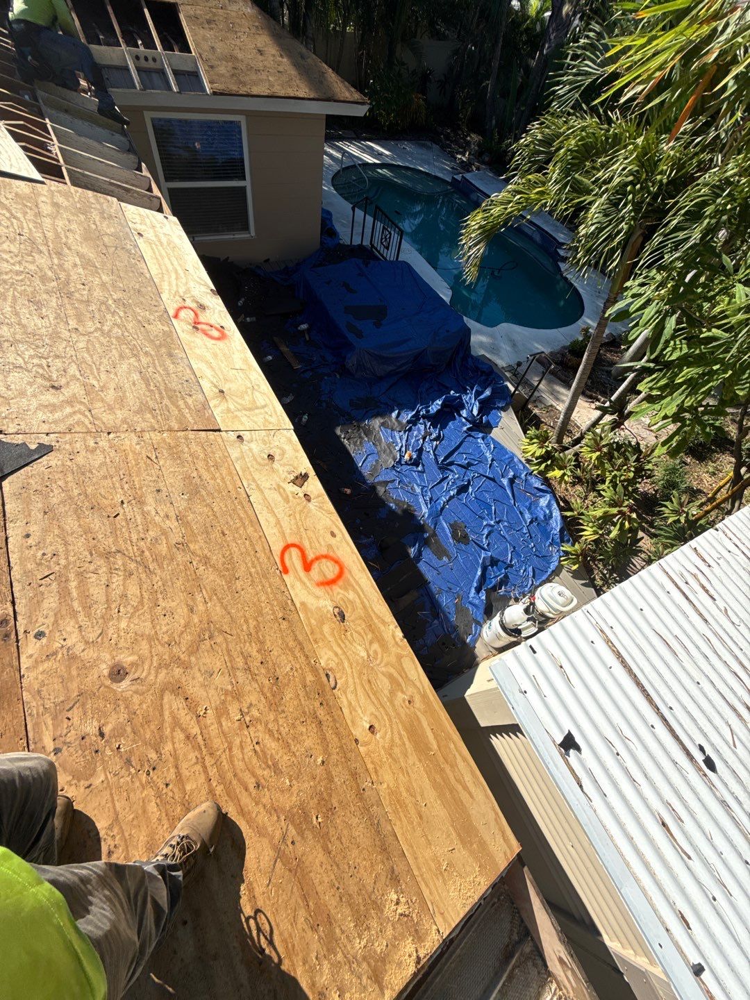 Project in St. Petersburg 33704 by Mitchell Roofing Company LLC 