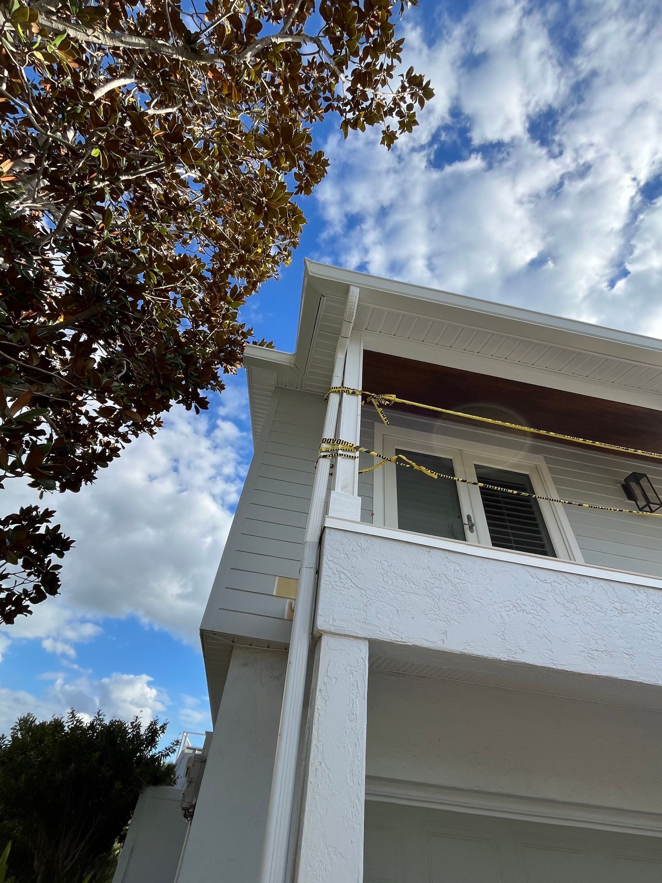 7-Inch K-Style Seamless White Gutters in Osprey FL by Gutter Professors