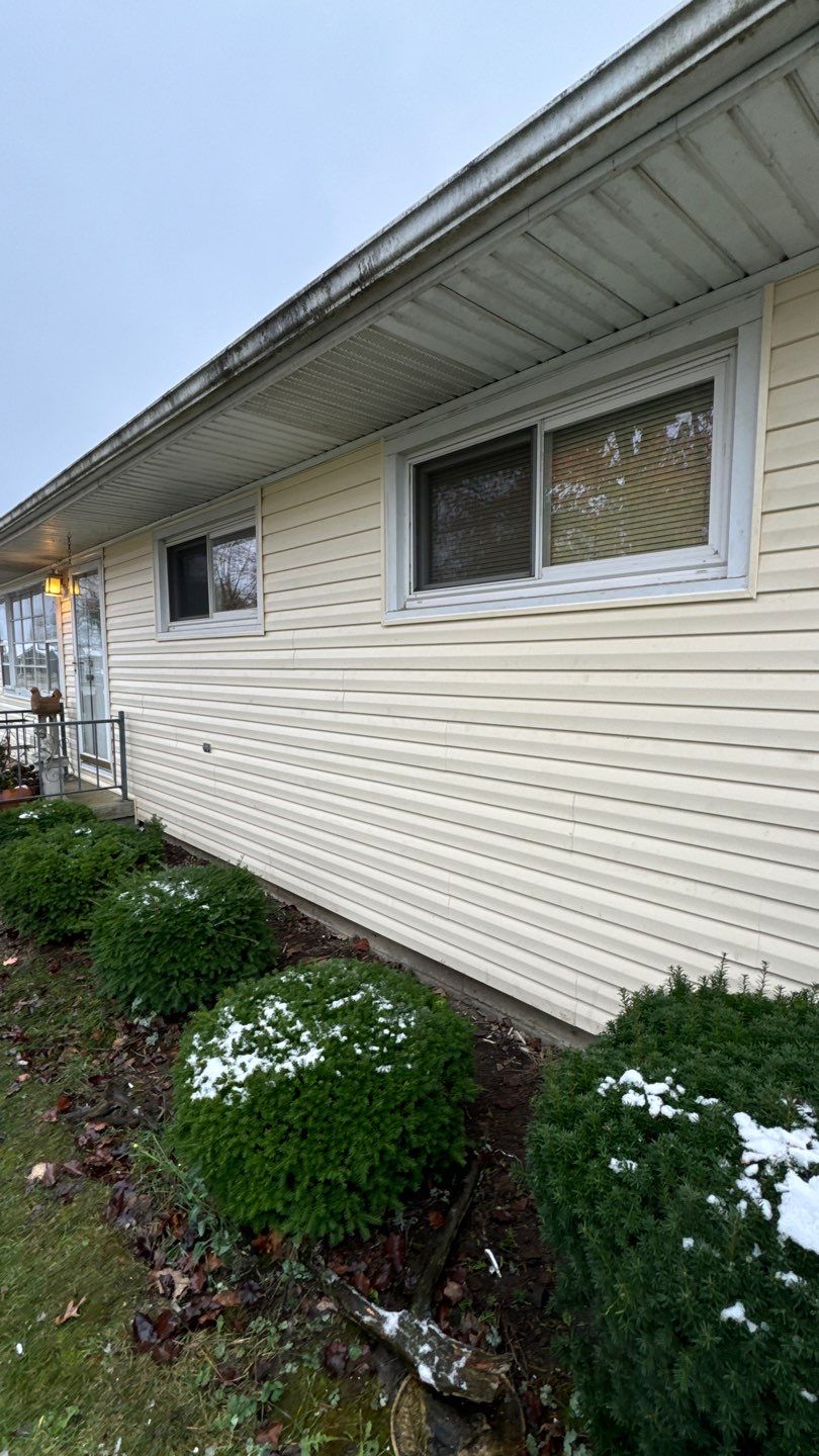 Siding Installation using Alside Conquest D4.5DL Adobe Cream  by Nitro Roofing and Construction