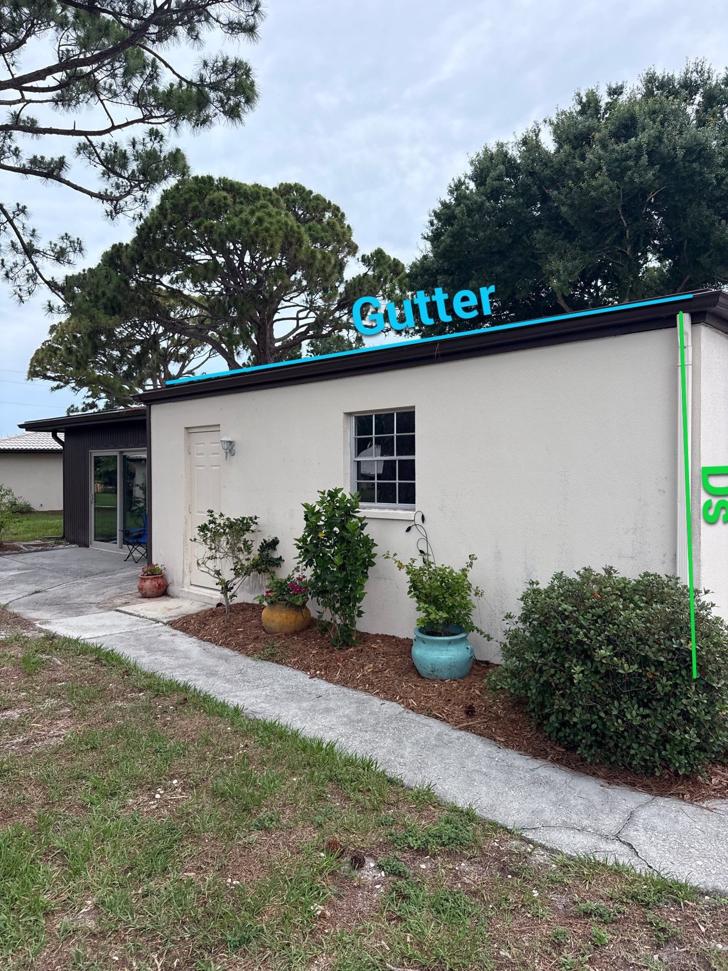 Seamless Aluminum Gutter Installation using Musket Brown Seamless Gutters in Nokomis FL by Gutter Professors