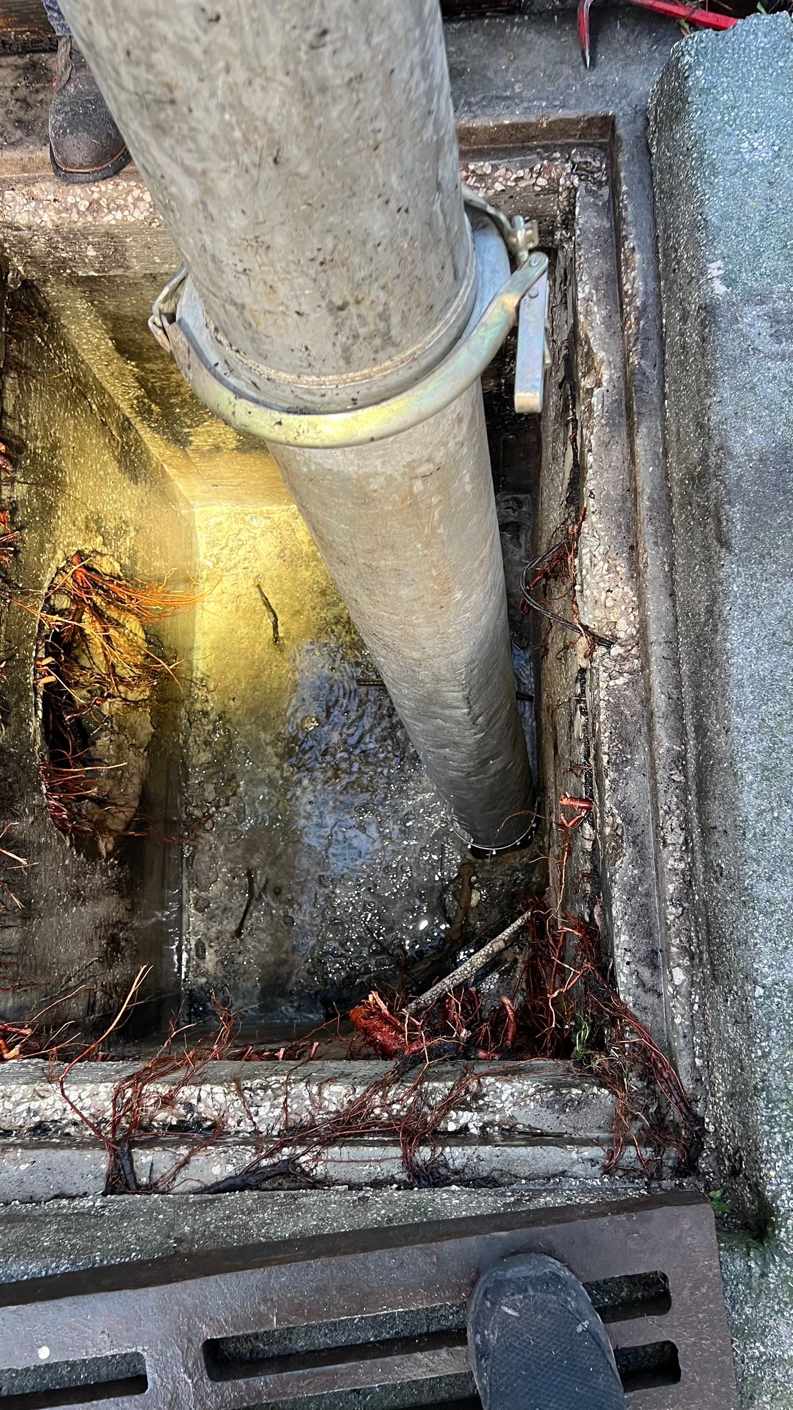 Apartment Complex Storm Water System Cleaning and Maintenance by APS Power & Water