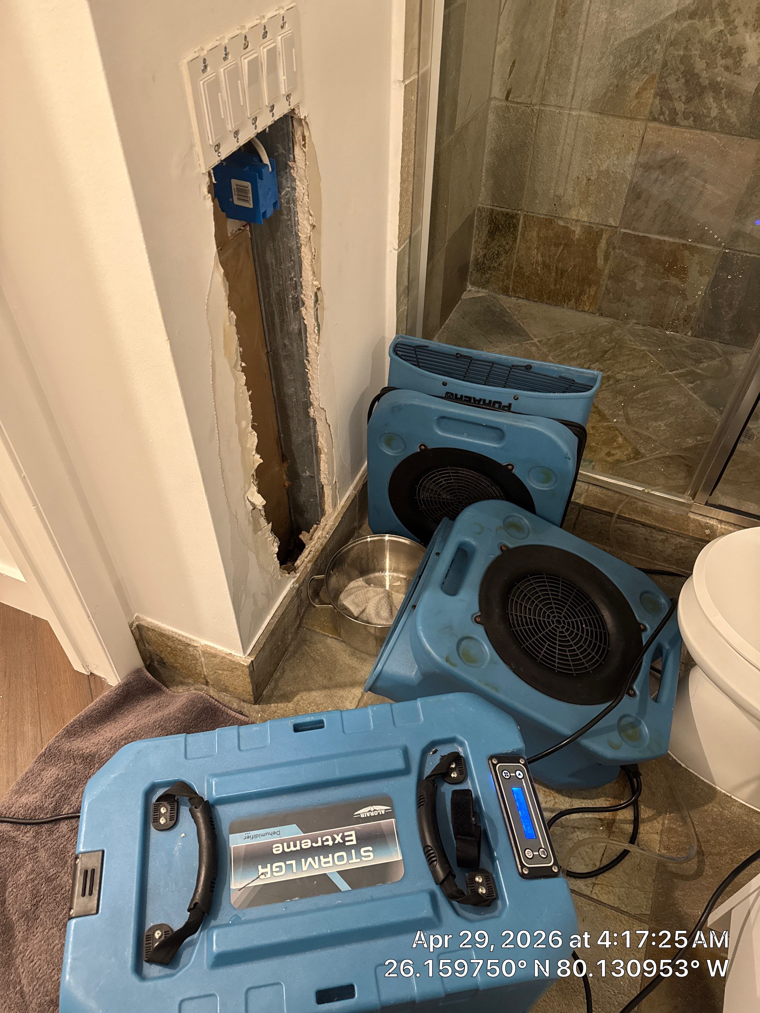  Water Damage Restoration and Thermal Leak Detection in Oakland Park by SuperClean 