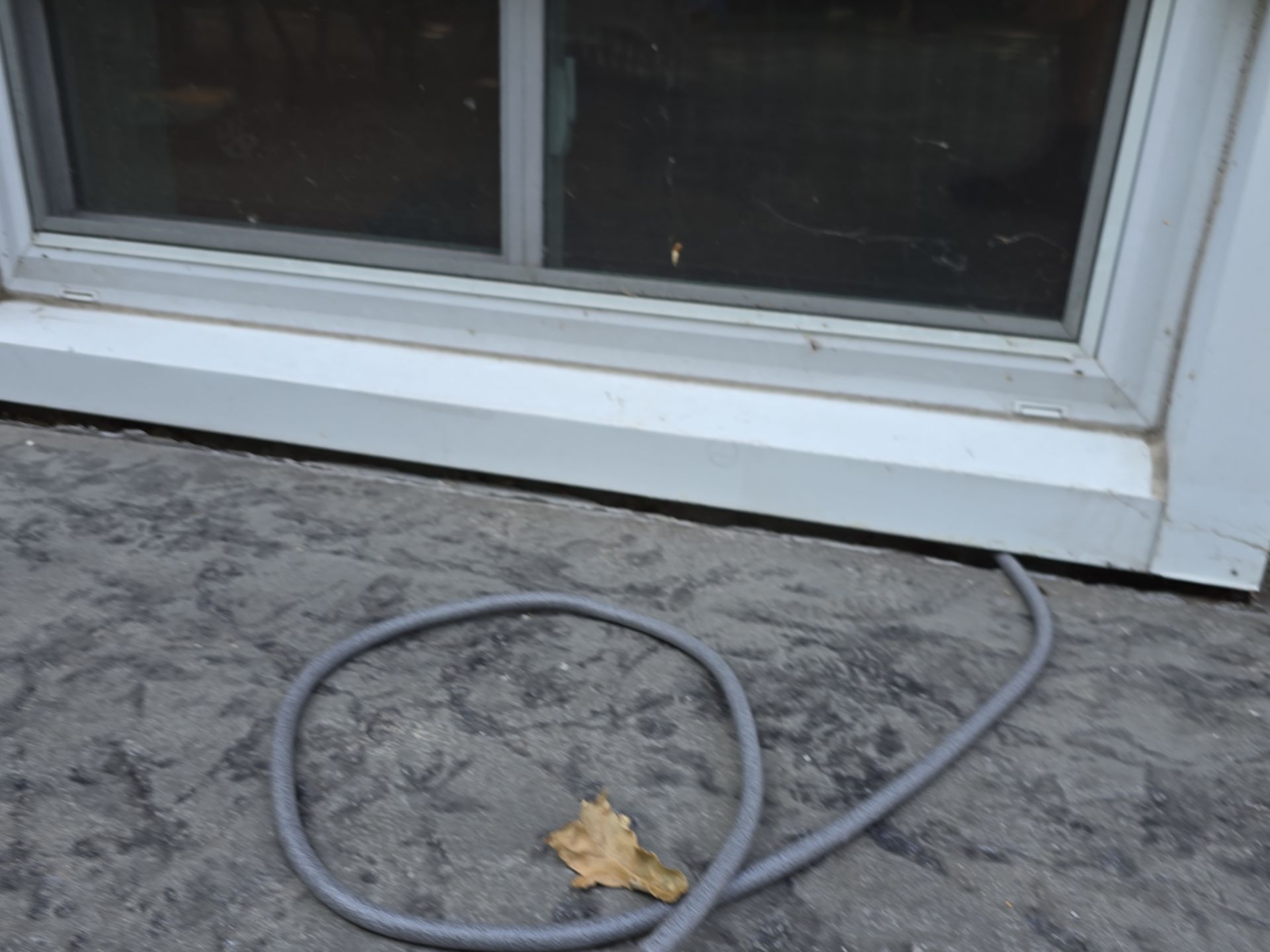 Embedded Fiber Reinforcement by Toledo Basement Repair 