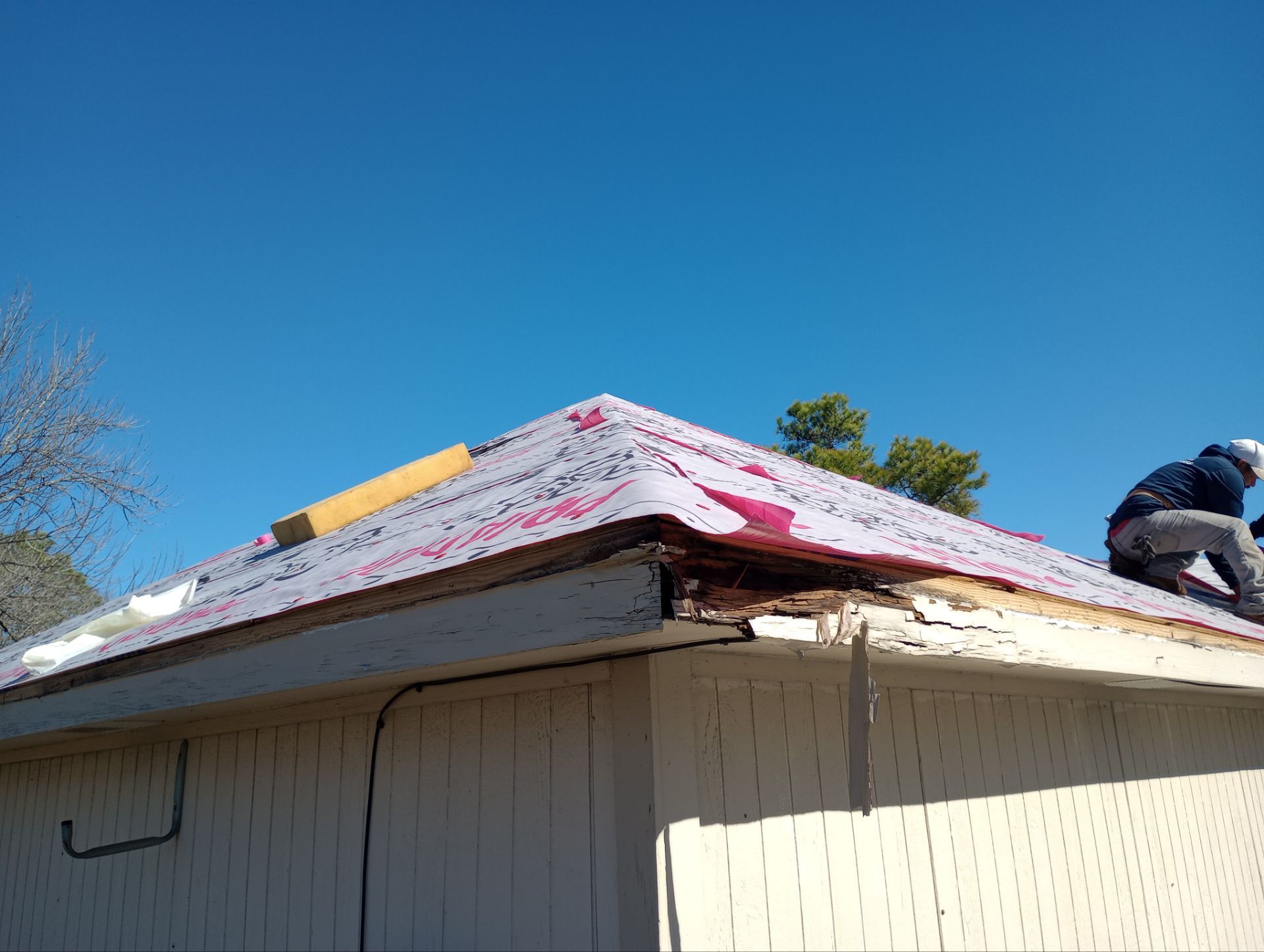 Residential Roofing Installation using Owen's Corning Duration (Lifetime) Shingles by Roof Repair Company