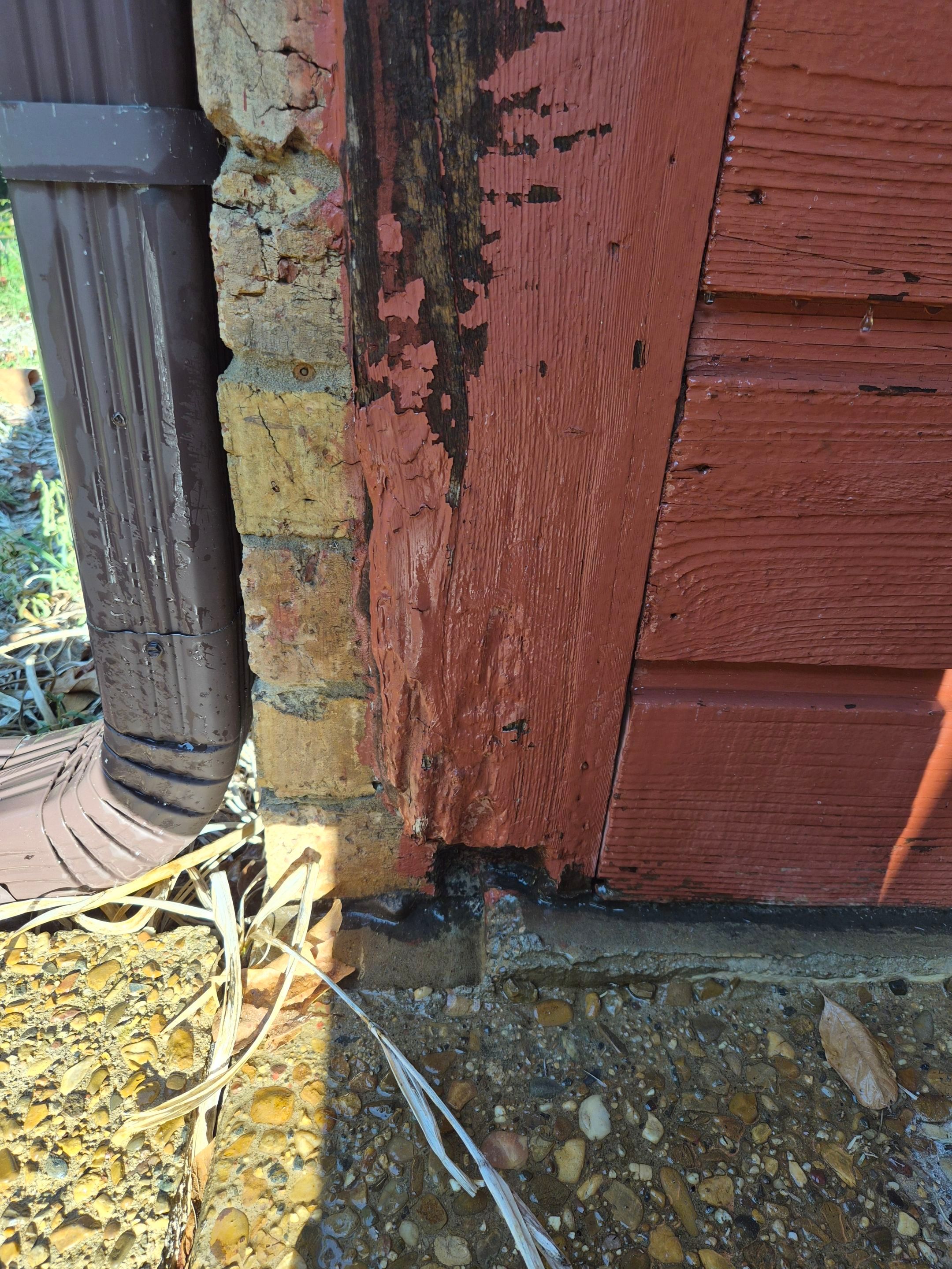 Longview, TX Exterior Wood Restoration & Paint Transformation by Quality Coats Painting