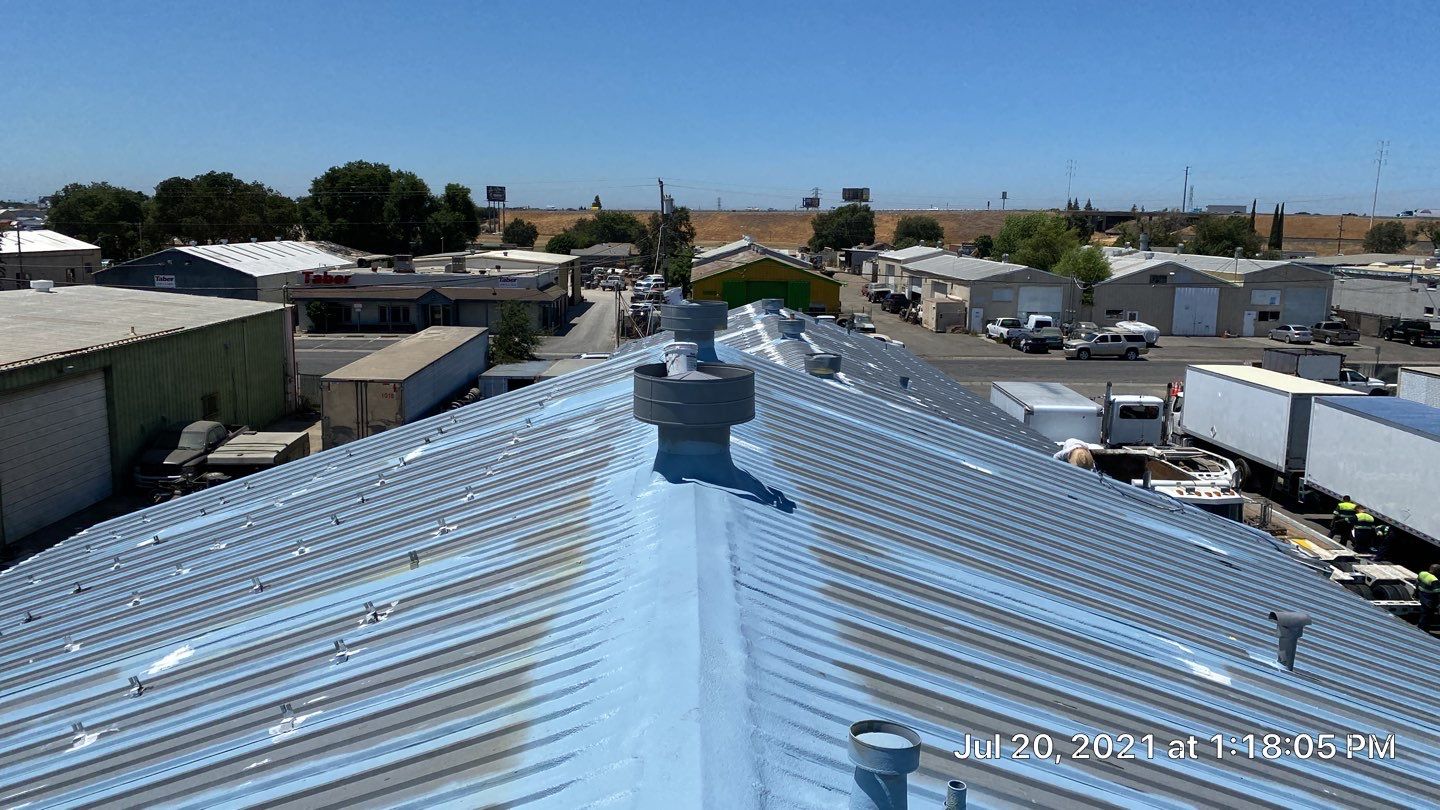 MR Roofing system using Conklin Benchmark/PUMA XL fabric and coating by Straight Edge Roofing Inc