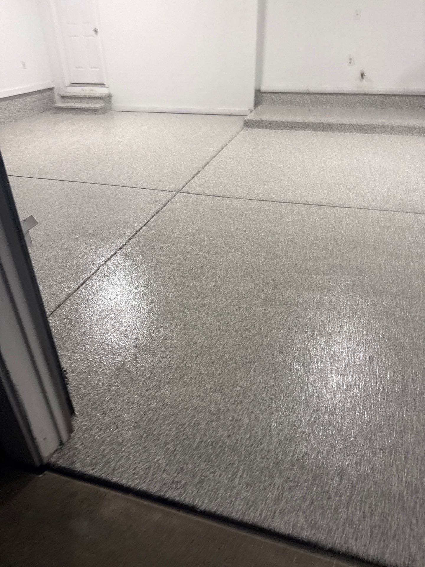 Garage Floor Coating and Repair in Urbandale by Revival Concrete Coatings