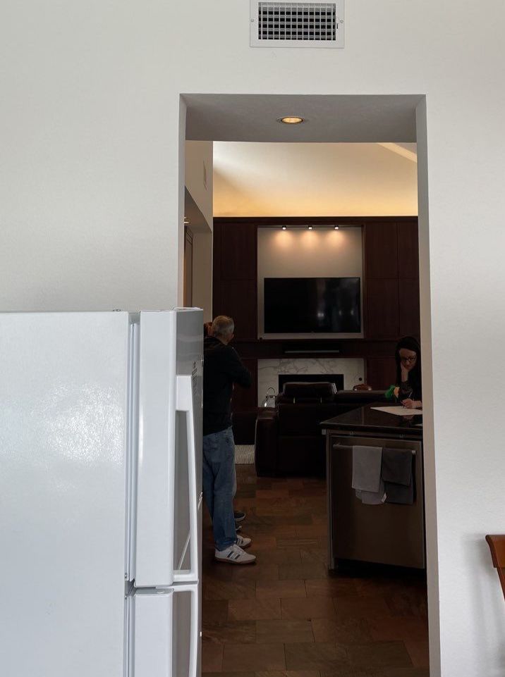 Modern & Clean Kitchen by SLM General Contractors & Roofing