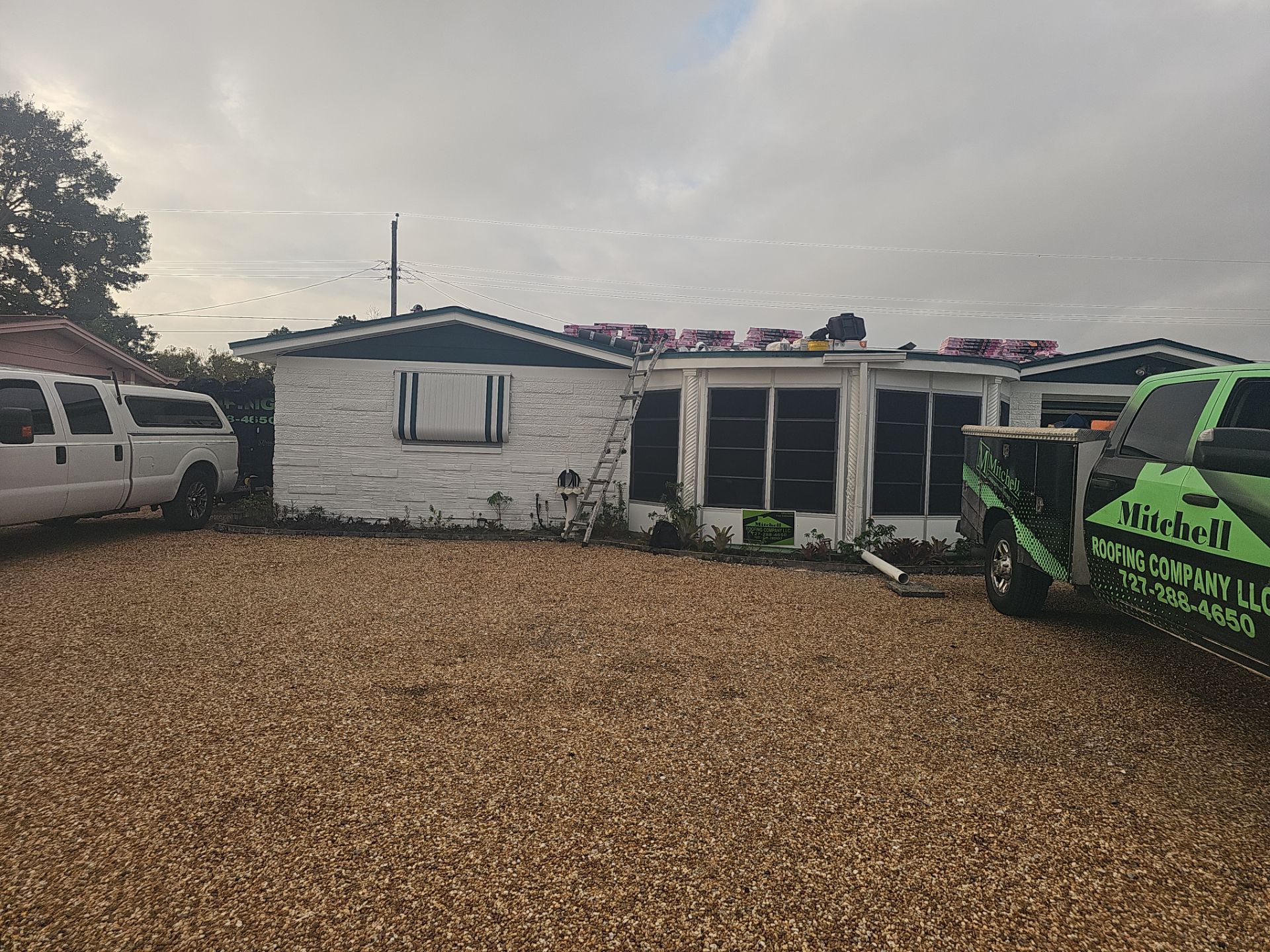 Project in Holiday 34690 by Mitchell Roofing Company LLC 
