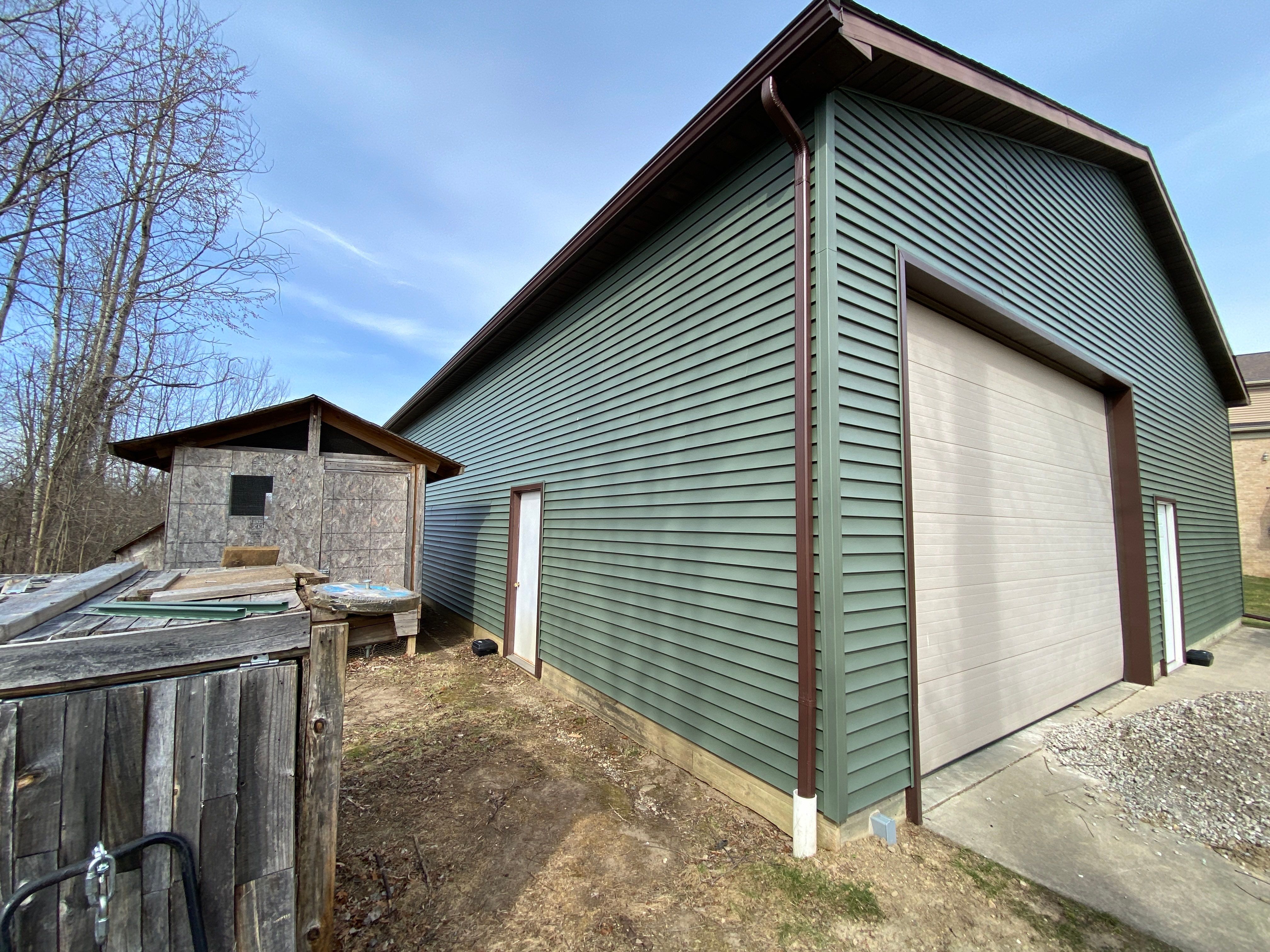 Siding Replacement using Certainteed Classic Restoration D4 by 180 Contractors