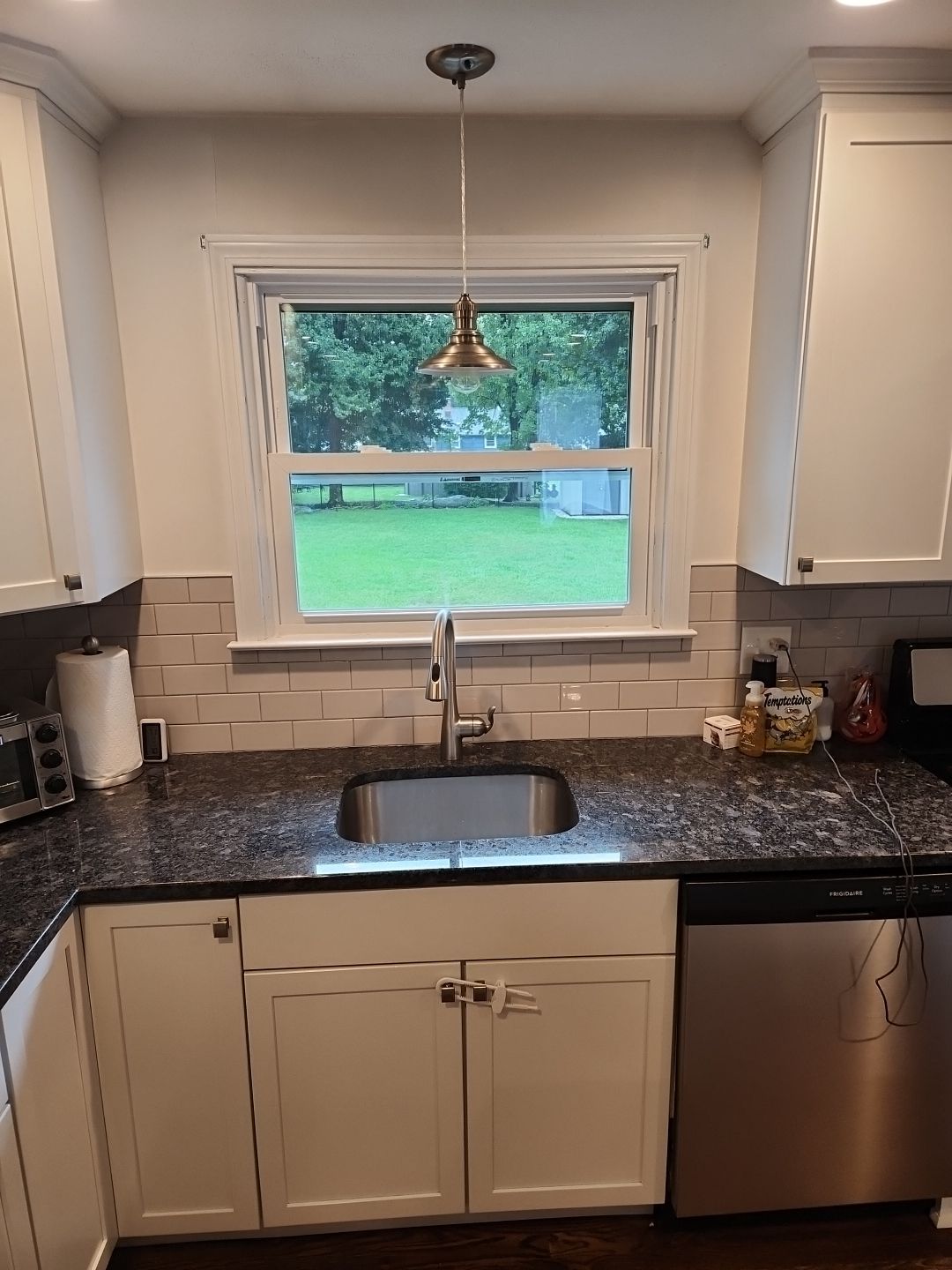 Siding Installation using Certainteed Monogram Forest Green by A Plus Exterior