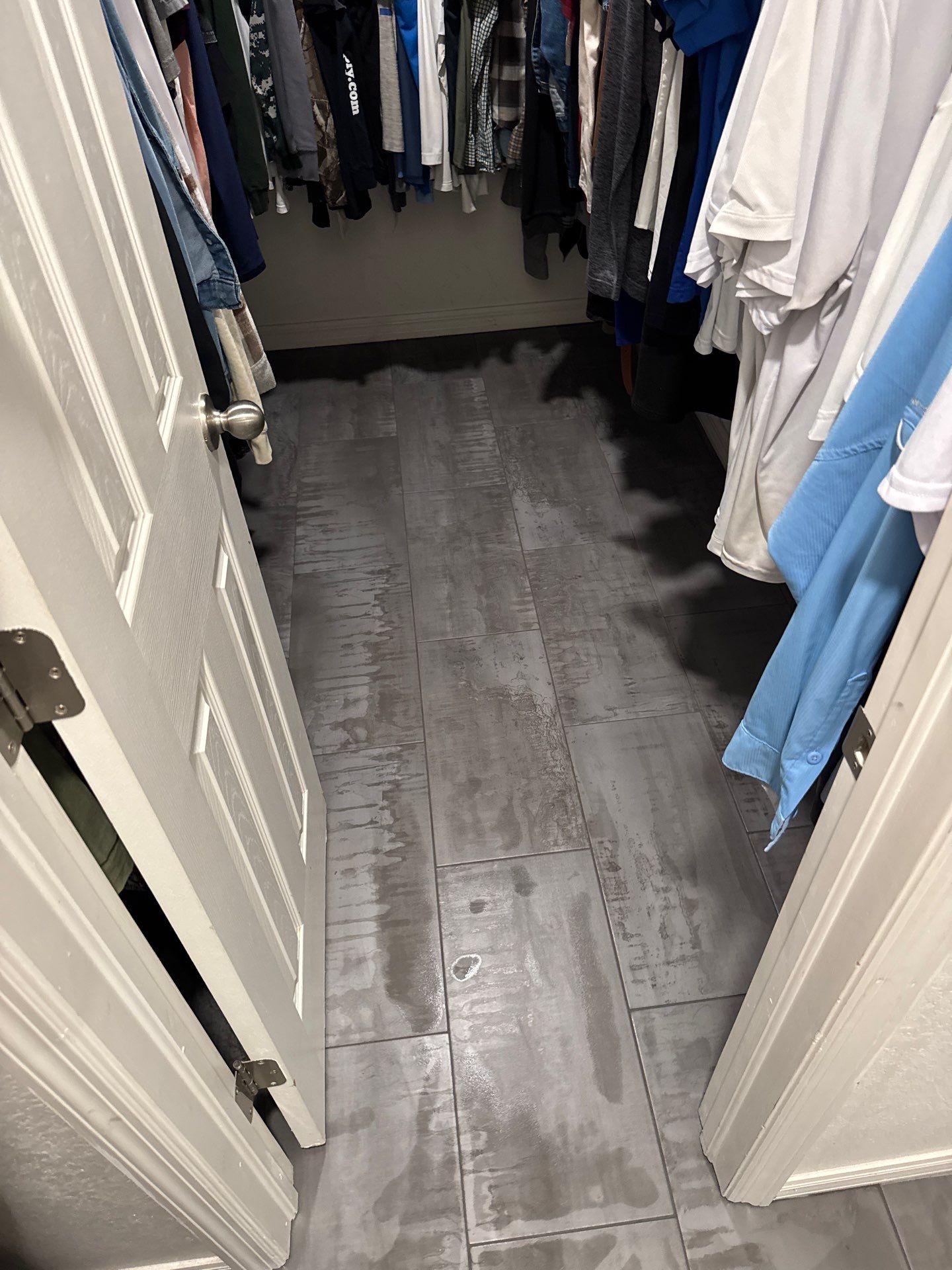 Tile by Vrmmm Flooring