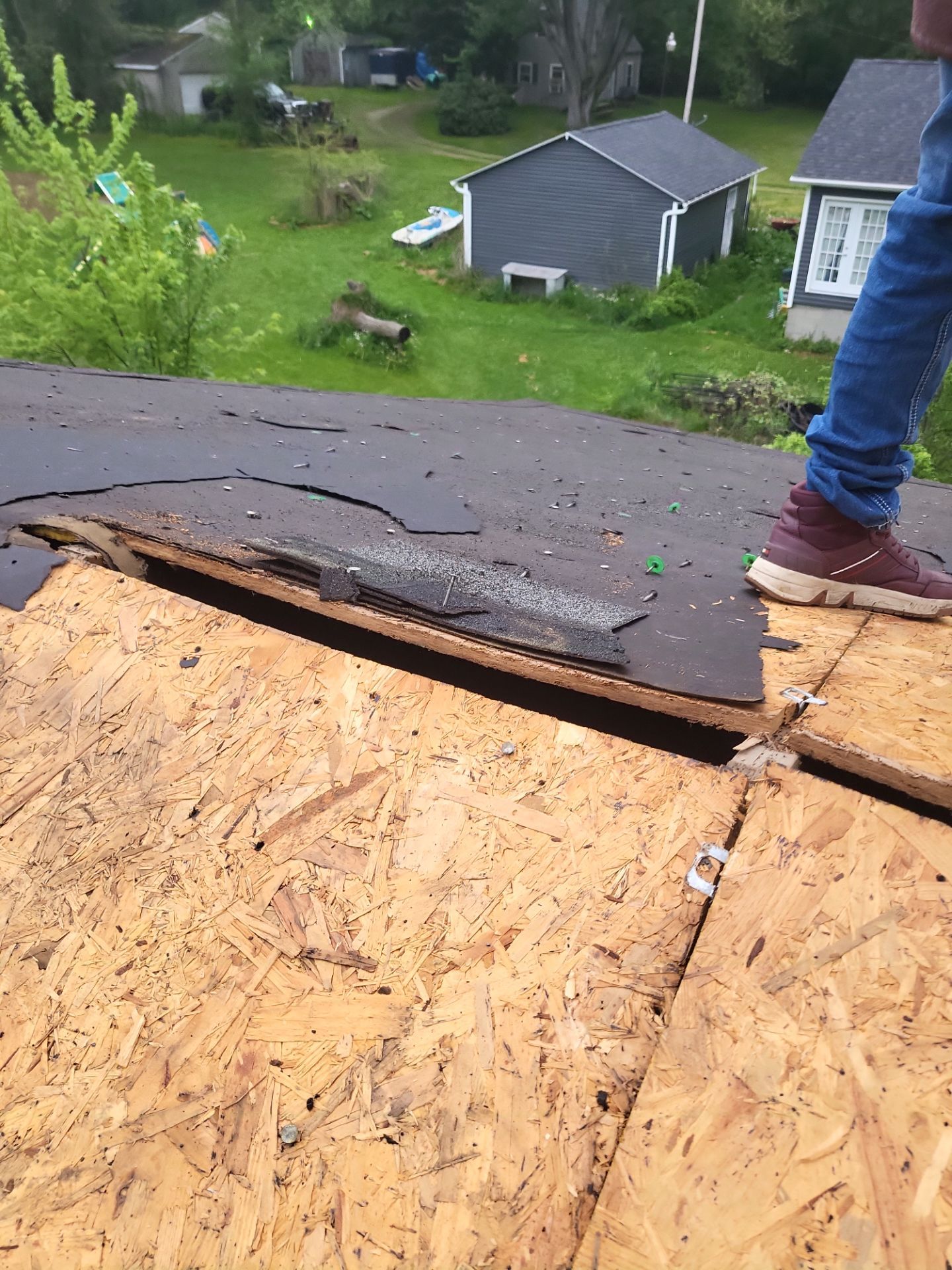 Atlas Pinnacle, Color, Coastal Granite, Drip Edge, Color, Black by Eagle Eye Roofing