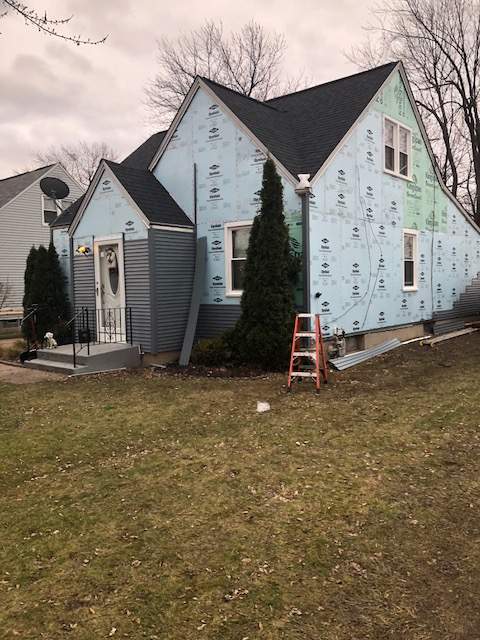 Exterior Siding and Roof by Ivy Lea Construction