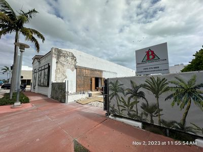 Commercial Flat Roof Installation and Renovation in Miami Beach