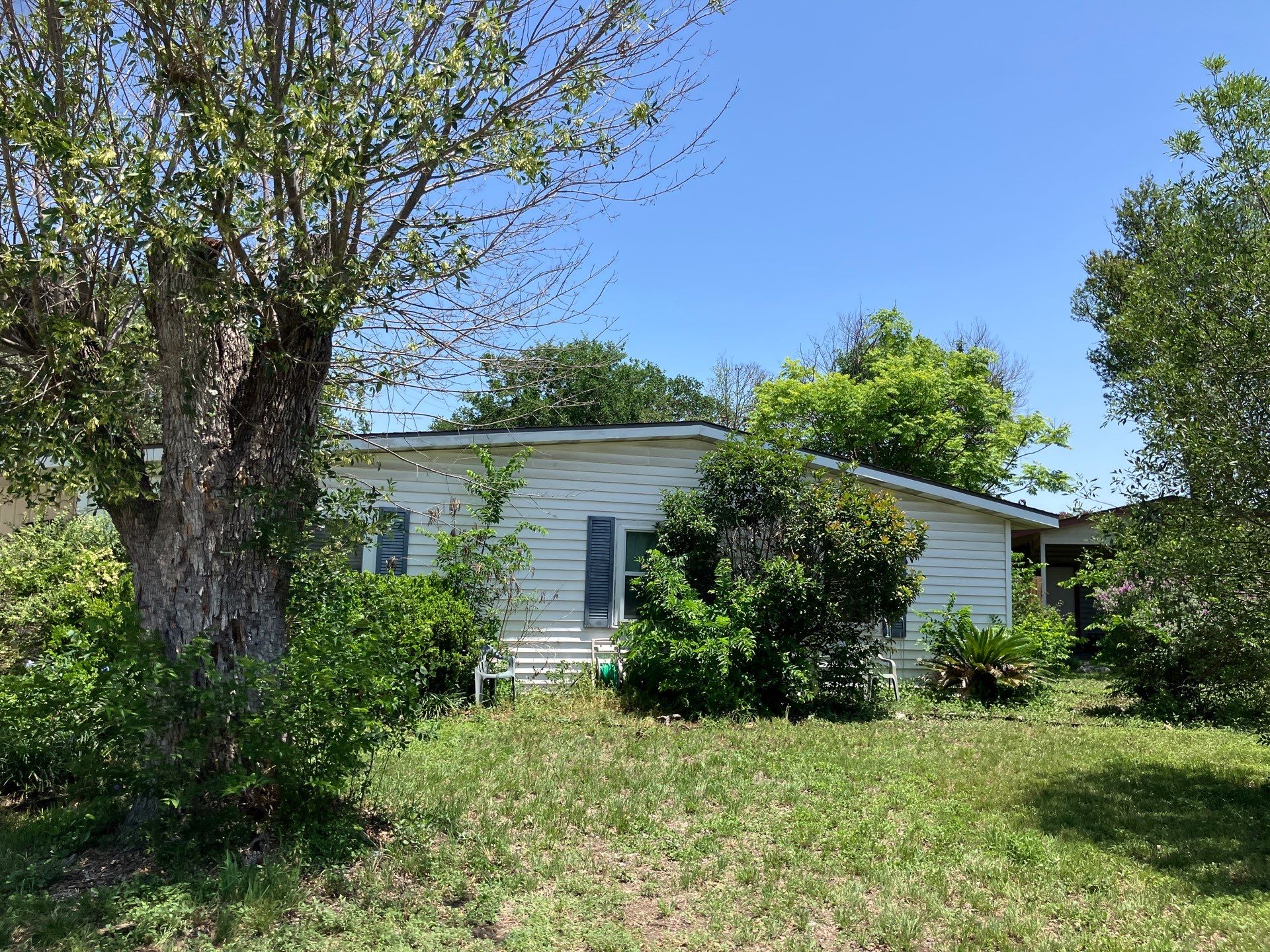 Roof Replacement - 78239 by bh roofing