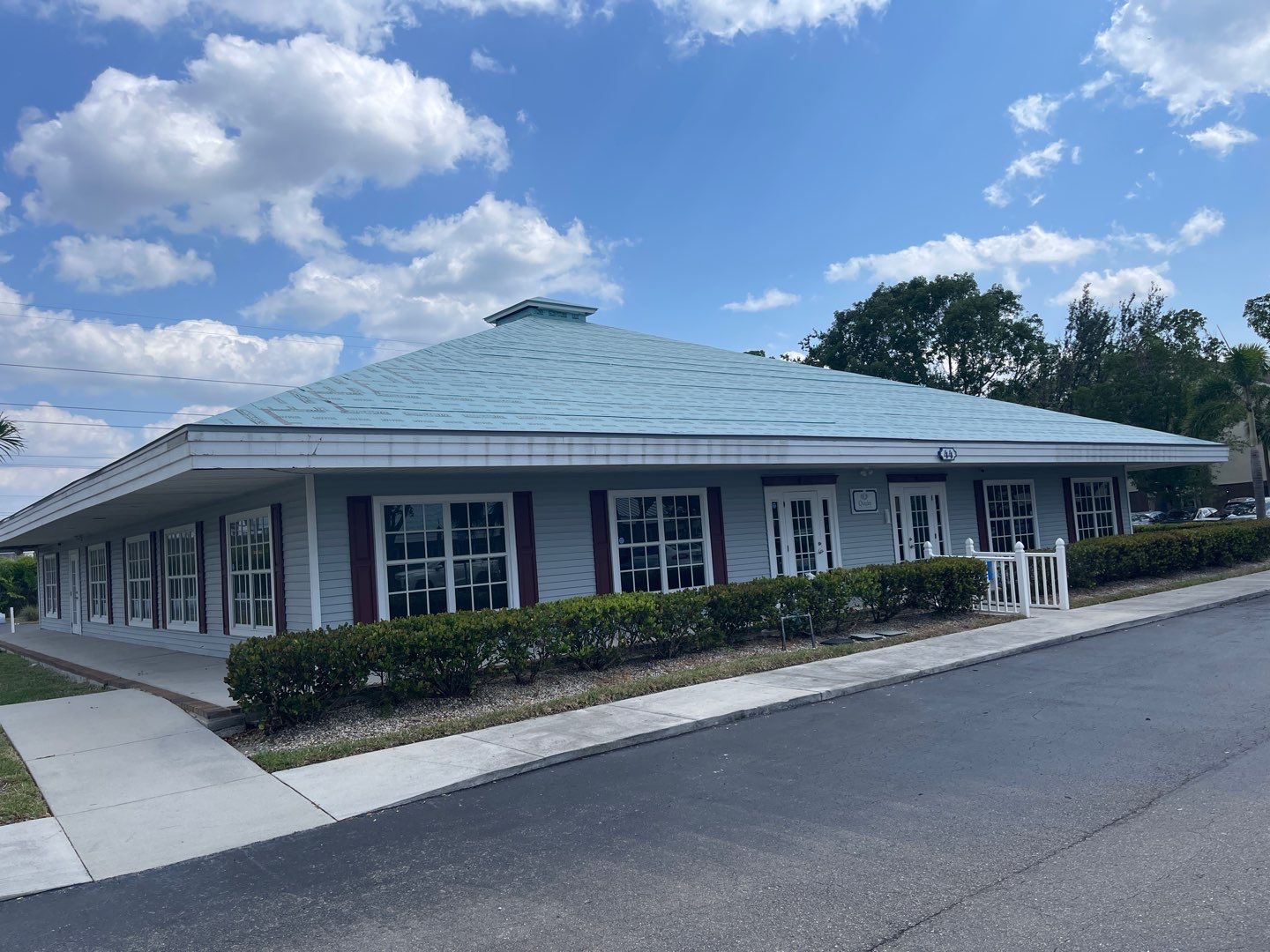 Commercial Standing Seam Metal Replacement in Fort Myers, FL by International Roofing