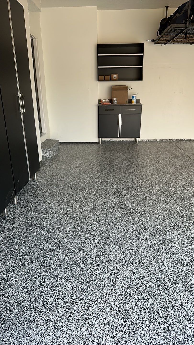 Garage Floor using Domino by Your1DayFloor.com