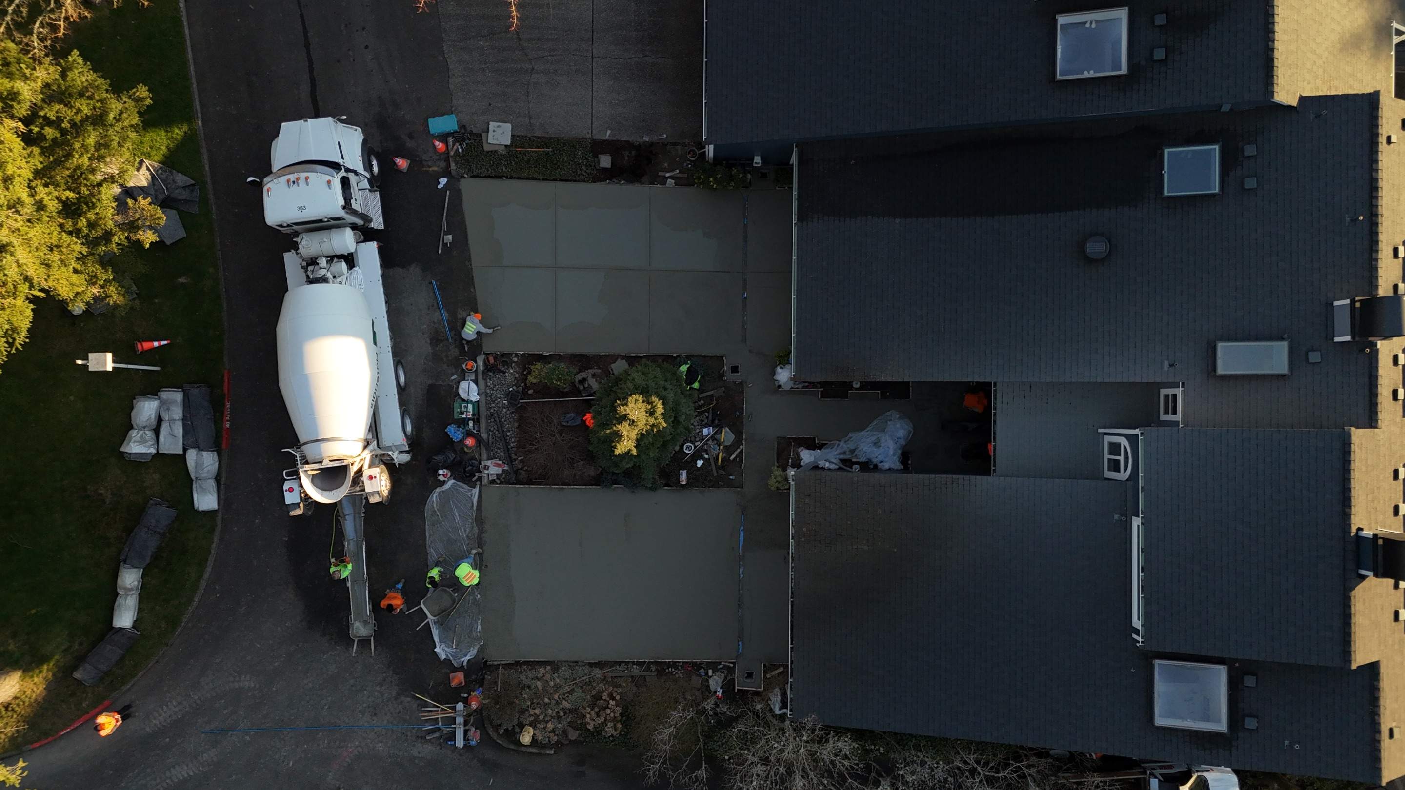 Concrete Driveway Repair | Kirkland  by Jireh Asphalt & Concrete Inc 