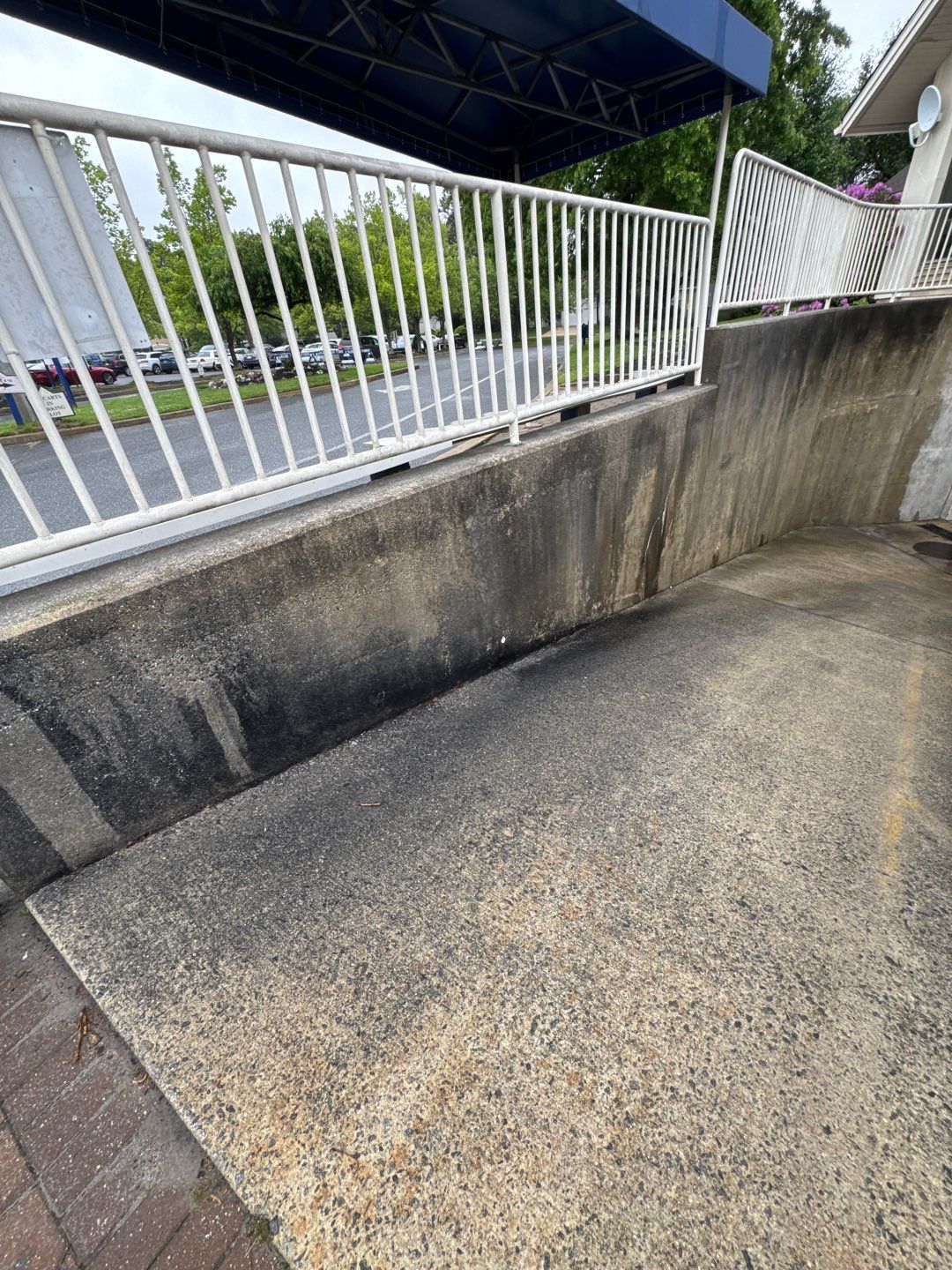 Commercial Cleaning using Building SoftWash & Pressure washing by SJ Exterior