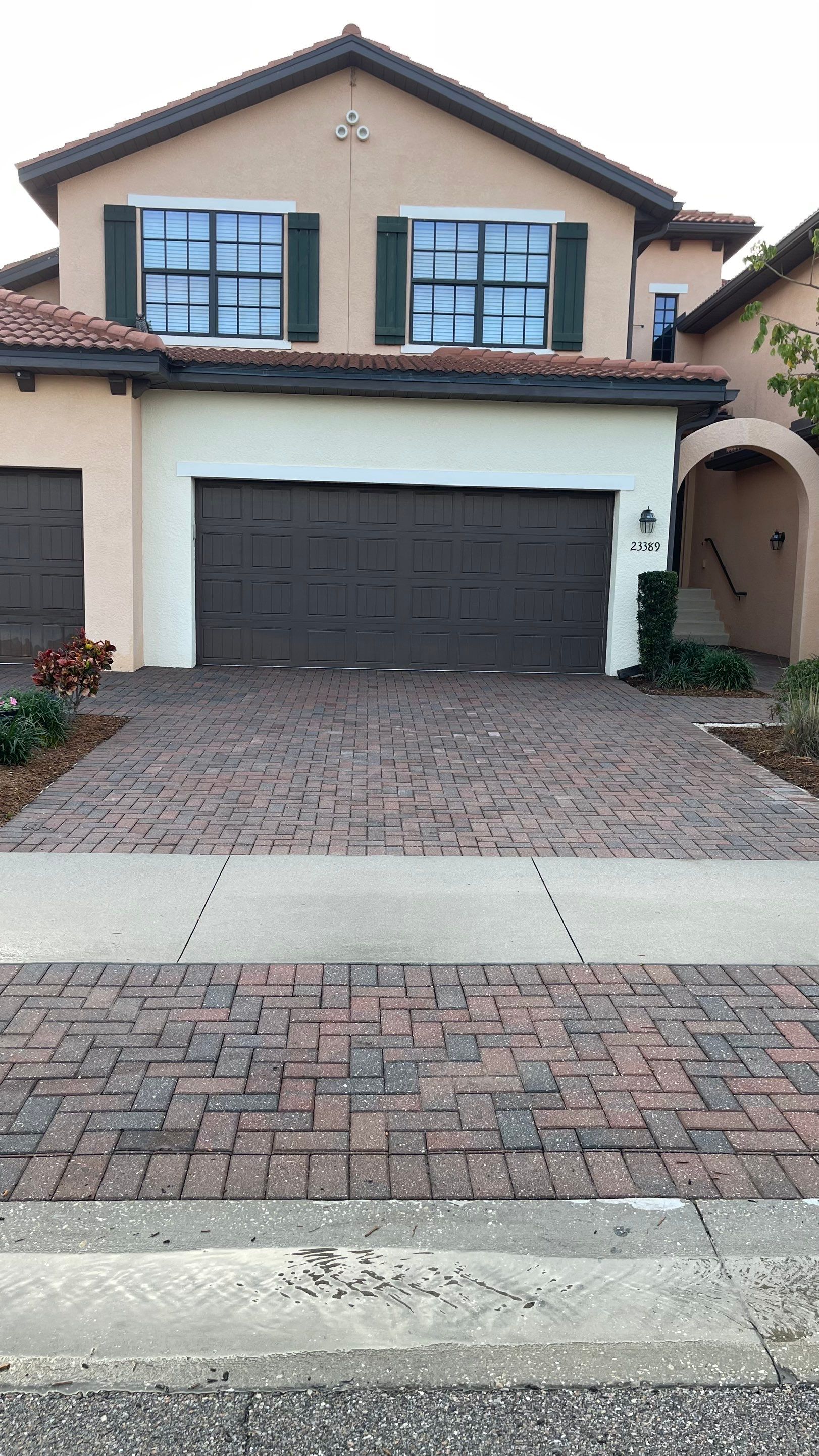 HOA Paver Driveway & Sidewalk Cleaning in Sarasota National, Venice, FL | Sunshine AquaWash by Sunshine AquaWash