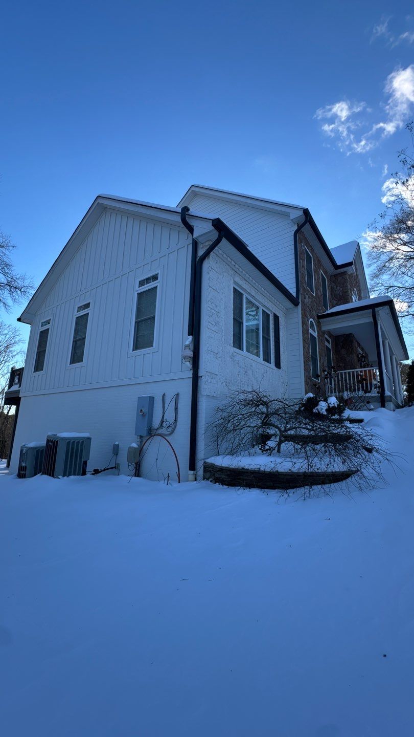 Lorton: Multi-Trade Insurance Restoration by RM Banning, Inc.