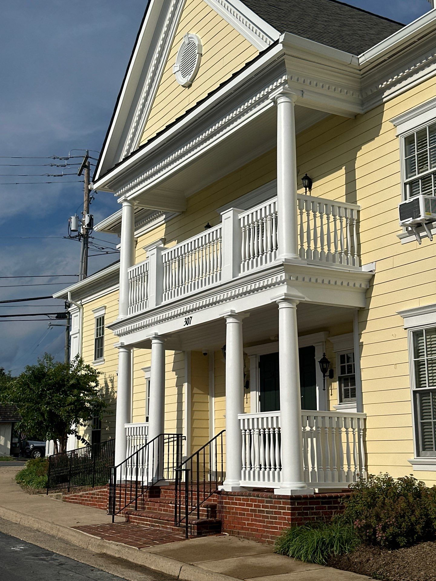 Commercial Exterior Painting Services for Mainstreet Bank in Leesburg, VA by My Painter 