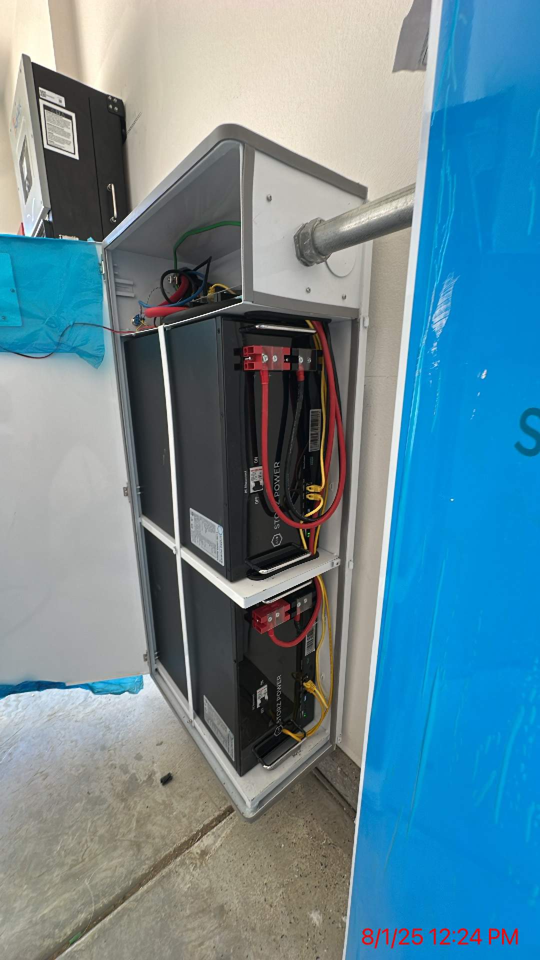 Sol-Ark Inverter with Storz Power Battery  by Goat Solar Inc. 