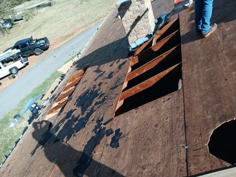 Residential Roofing Installation using ATLAS Pinnacle Pristine Shingles by Harvey Roofing & Construction