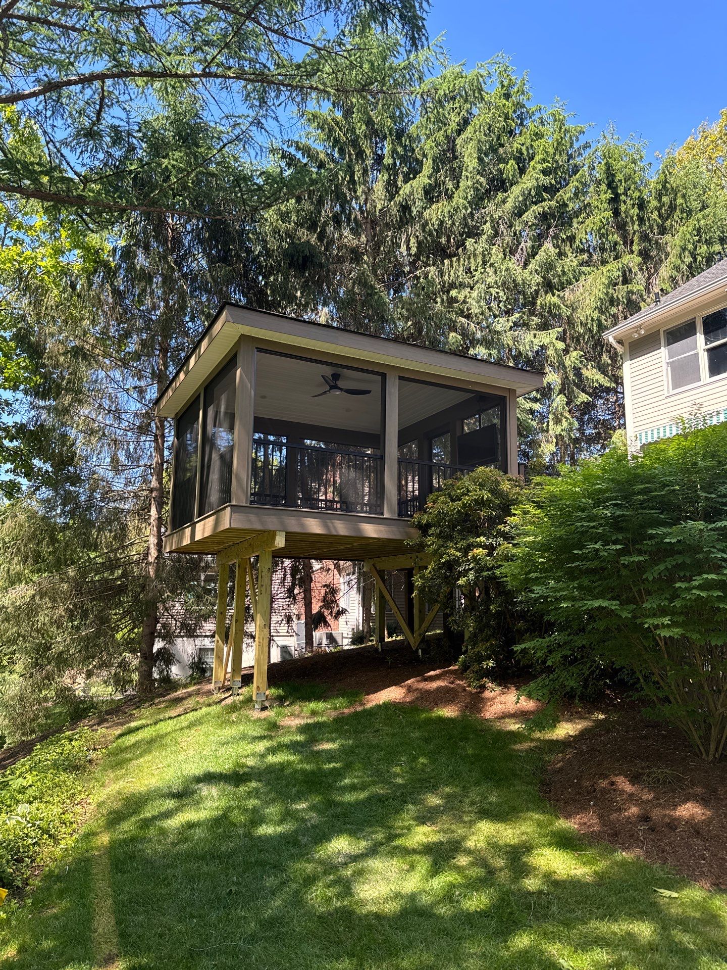 New Deck With a Screened In Porch In Mendham, New Jersey by deck guardian