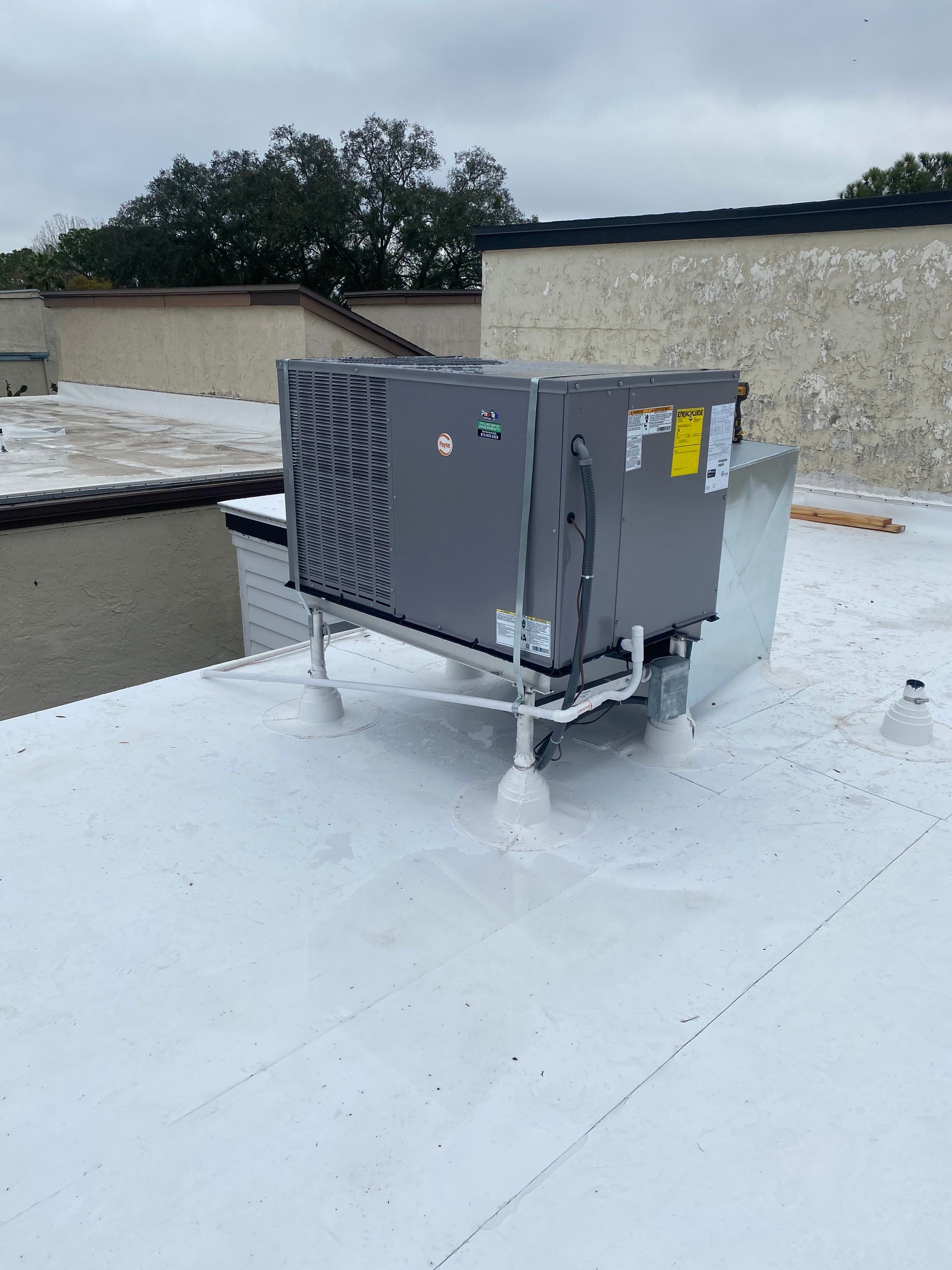 Residential Roofing / Rooftop AC / Gutter Installation by Protek 