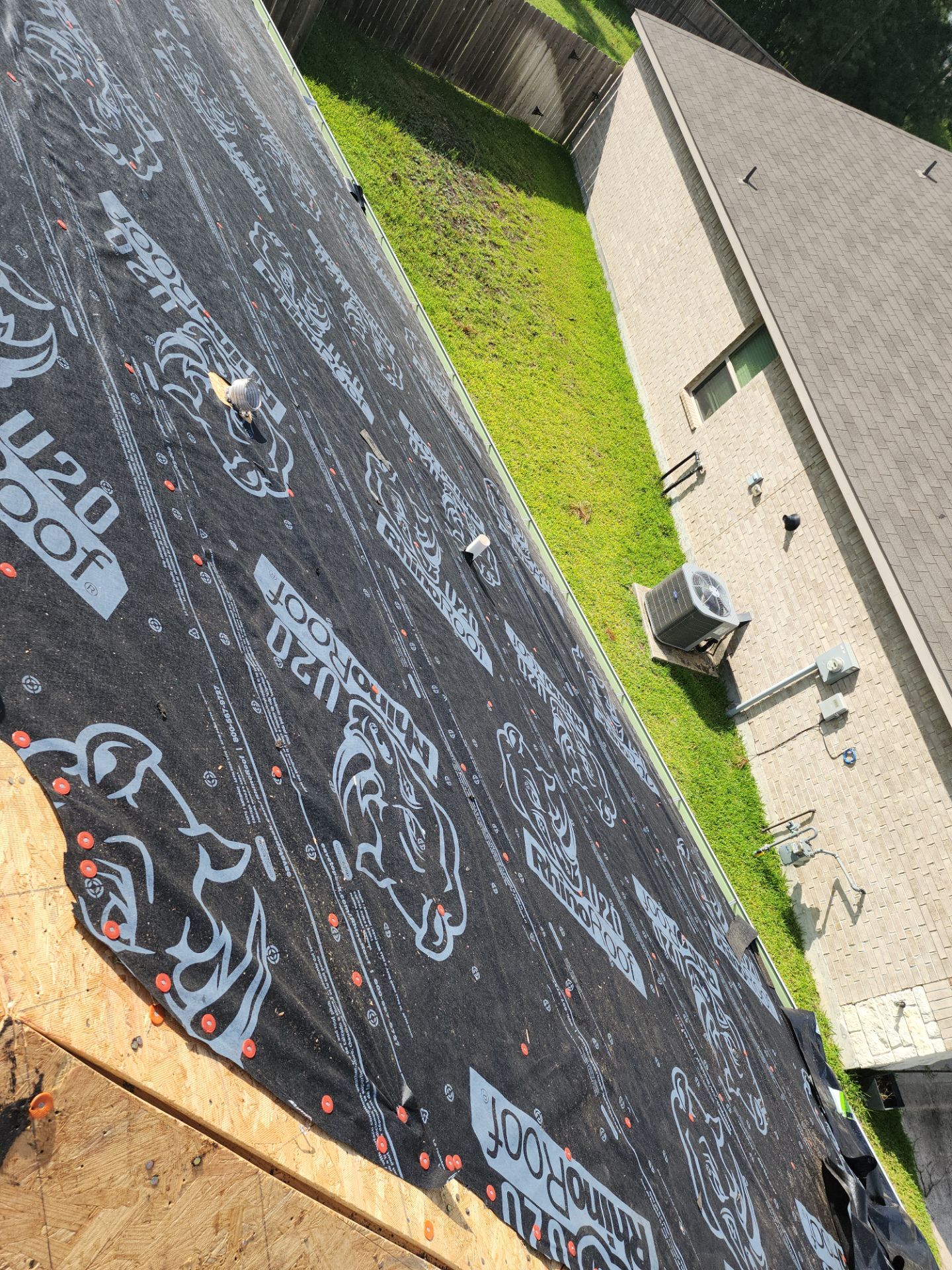 Residential Roofing Installation using Owen's Corning Duration (Lifetime) Shingles by Roof Repair Company