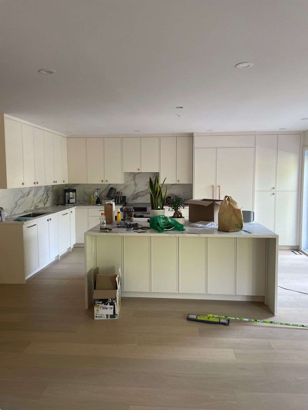 Large scale renovation by Eco-Nature Construction Inc.