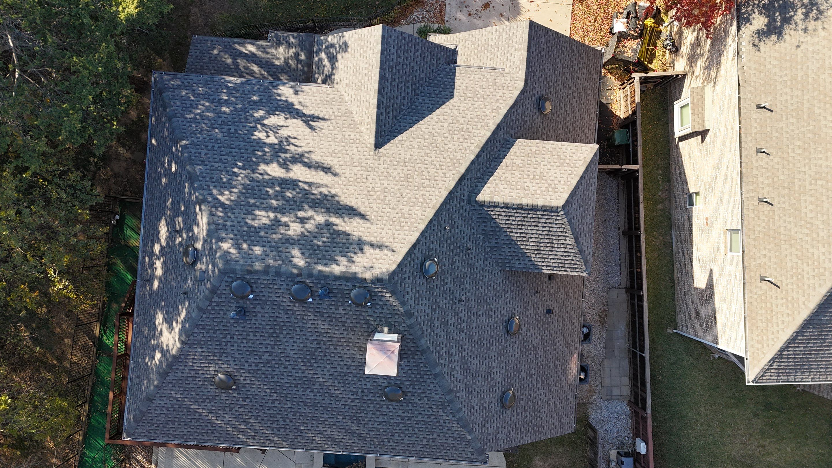 Grapevine Texas Project - Retail Roof Replacement  by First United Roofing & Construction